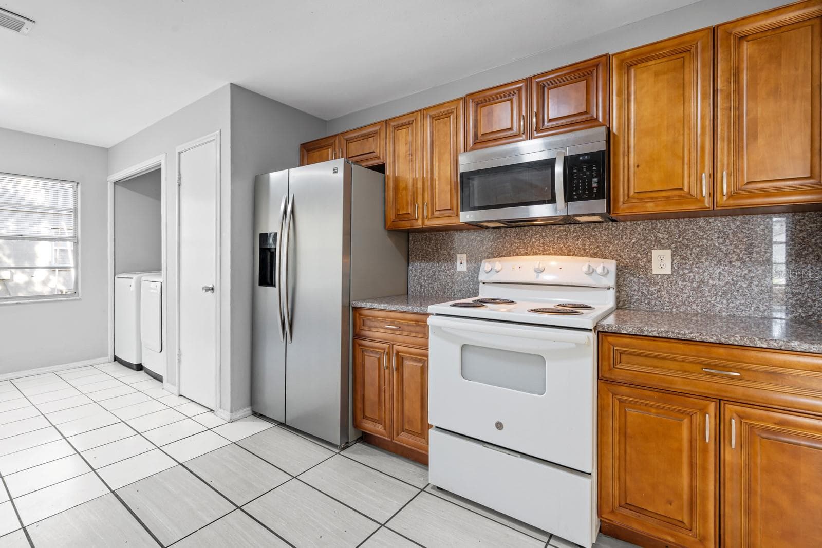 Single Family Residence at 12108 FRUITWOOD DR, RIVERVIEW, photo 20 of 42