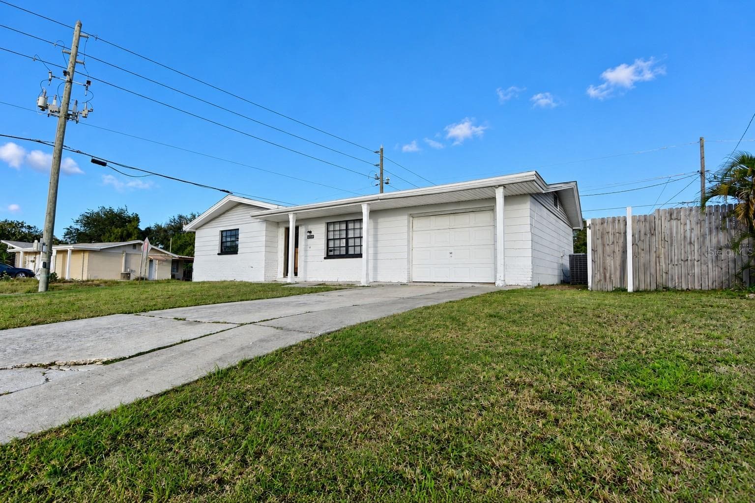 Single Family Residence at 3450 WILTSHIRE DR, HOLIDAY, photo 22 of 27