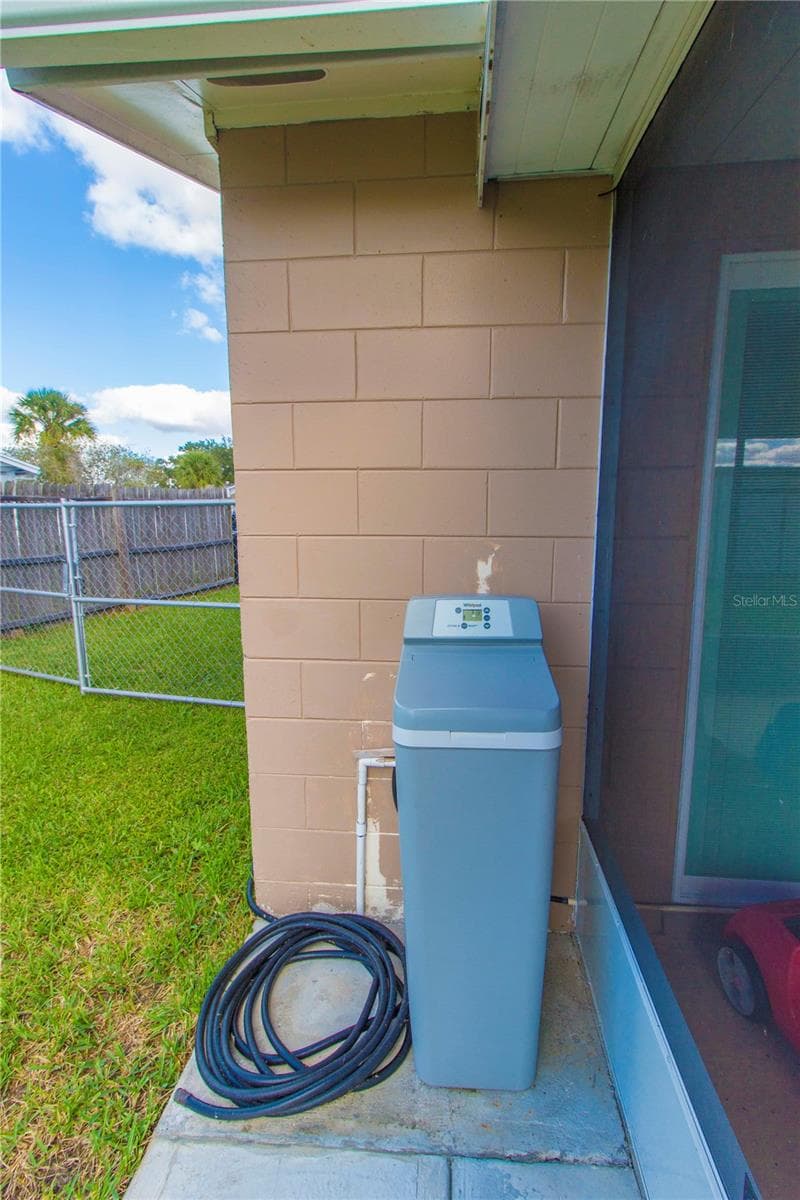 Single Family Residence at 214 DAHLIA DR, KISSIMMEE, photo 36 of 54