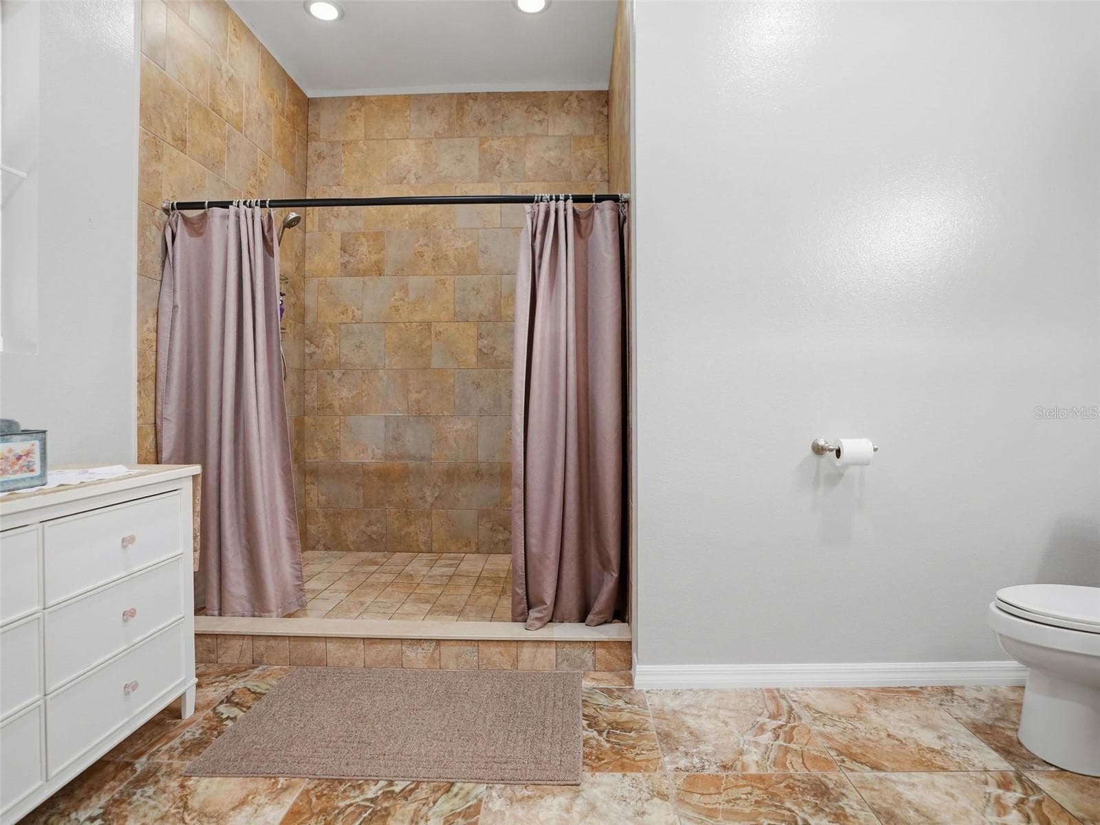 Single Family Residence at 15432 DENNIS DR, HUDSON, photo 9 of 34