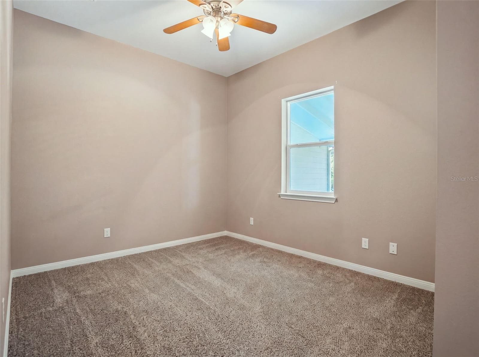 Single Family Residence at 15432 DENNIS DR, HUDSON, photo 11 of 34