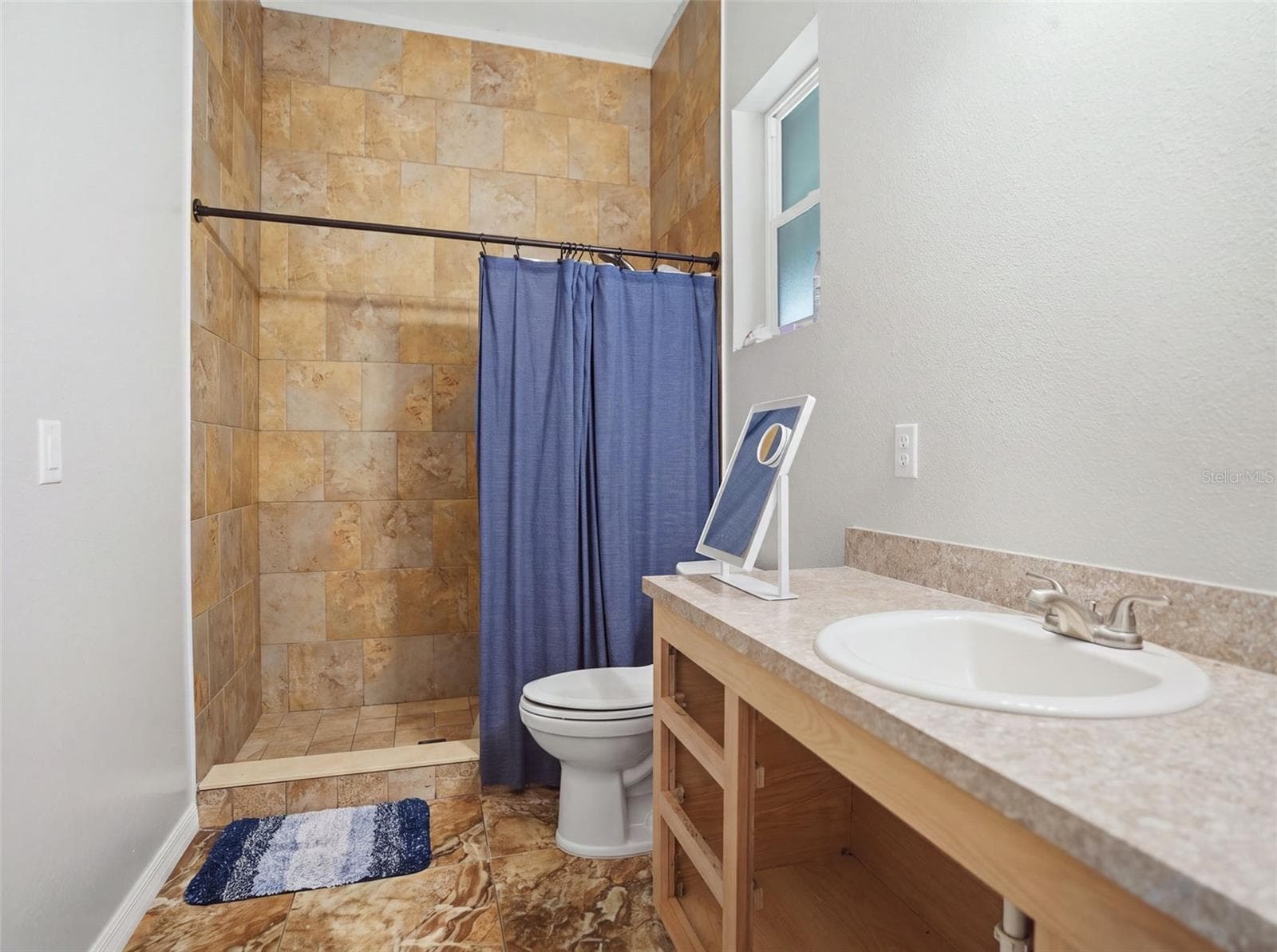 Single Family Residence at 15432 DENNIS DR, HUDSON, photo 13 of 34