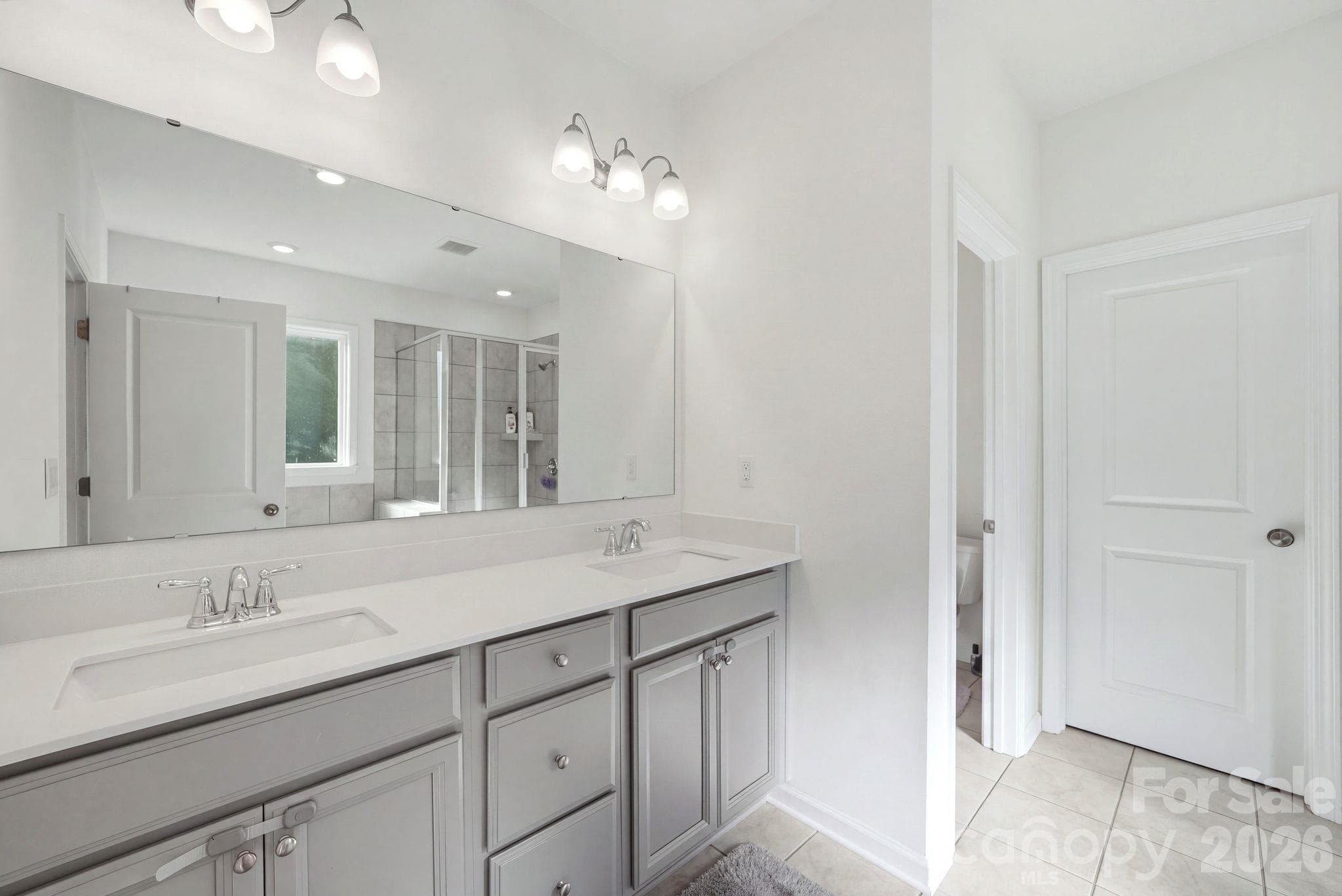 Dual sinks and plenty of storage - 4603 Monument Valley Drive, Indian Land