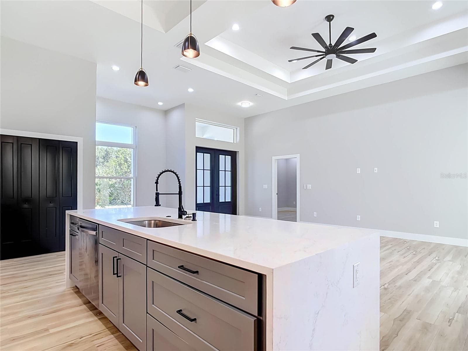 Kitchen Island - 17237 KELLOG AVE, PORT CHARLOTTE