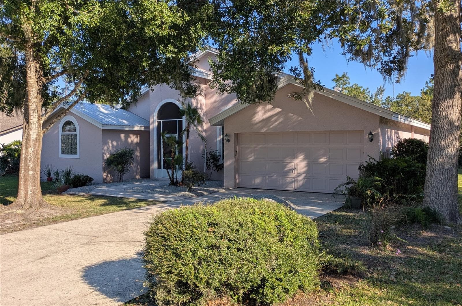 Single Family Residence at 10120 SEDGEBROOK DR, RIVERVIEW, photo 12 of 45