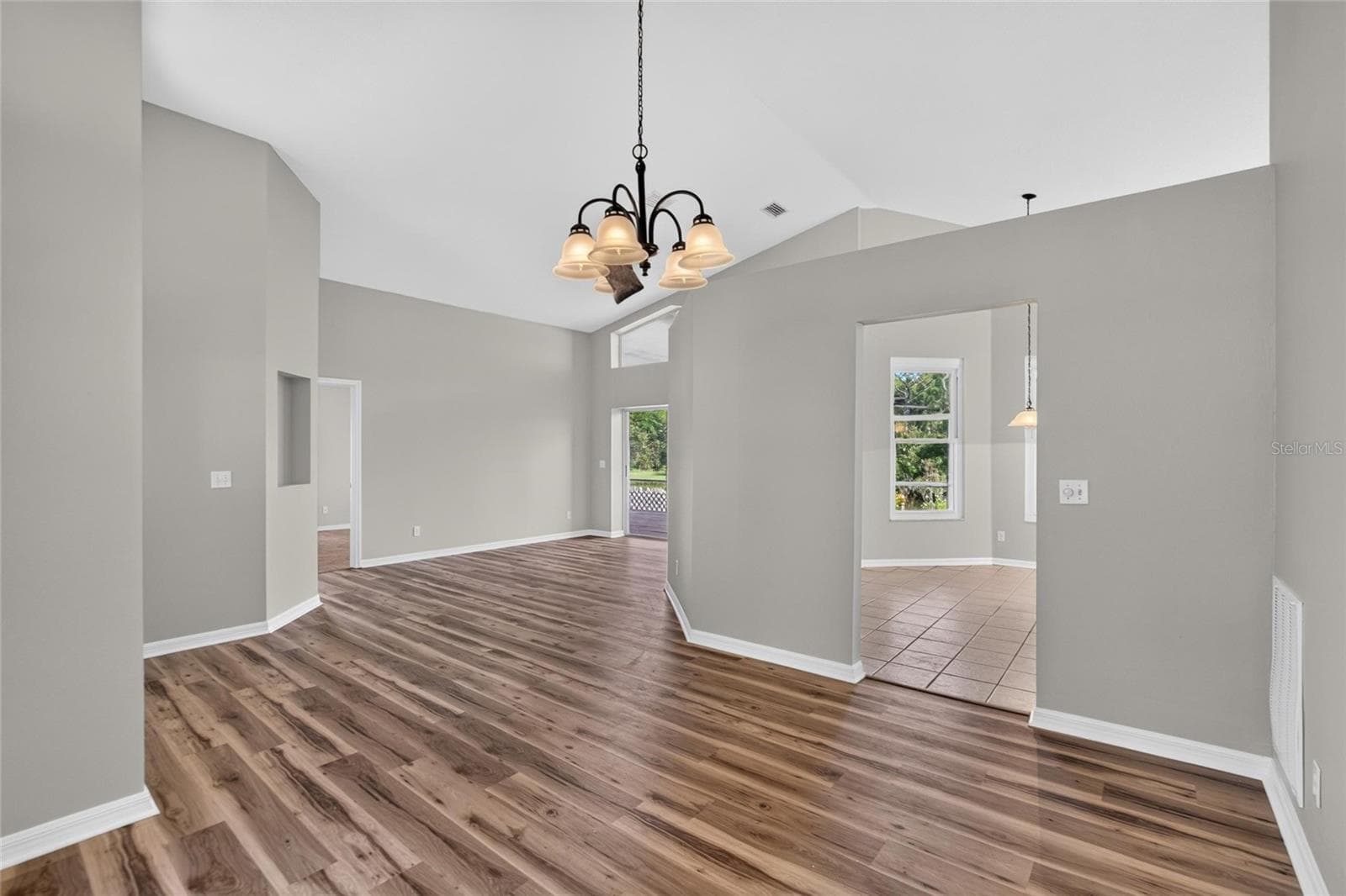 Single Family Residence at 10120 SEDGEBROOK DR, RIVERVIEW, photo 18 of 45