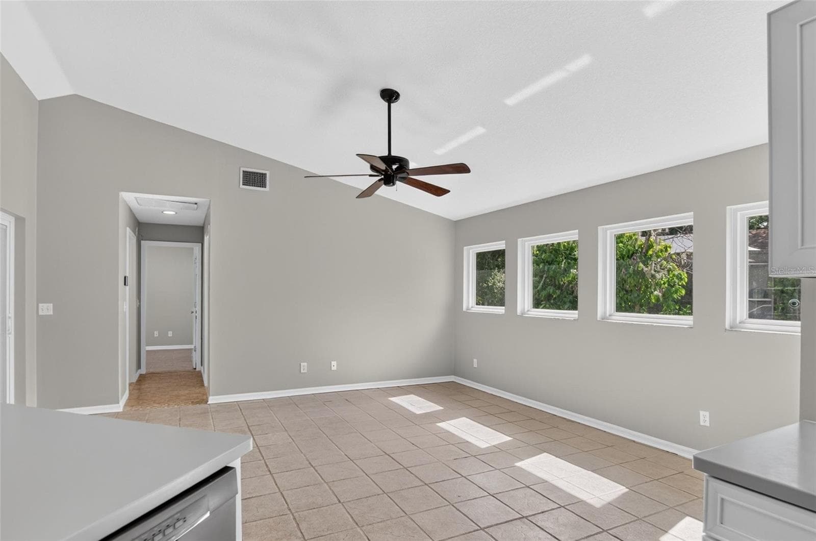 Single Family Residence at 10120 SEDGEBROOK DR, RIVERVIEW, photo 28 of 45