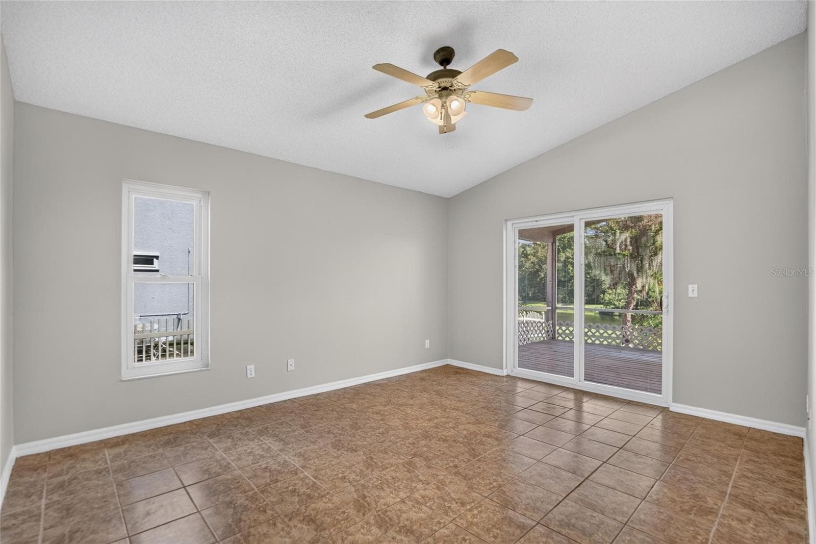 Single Family Residence at 10120 SEDGEBROOK DR, RIVERVIEW, photo 37 of 45