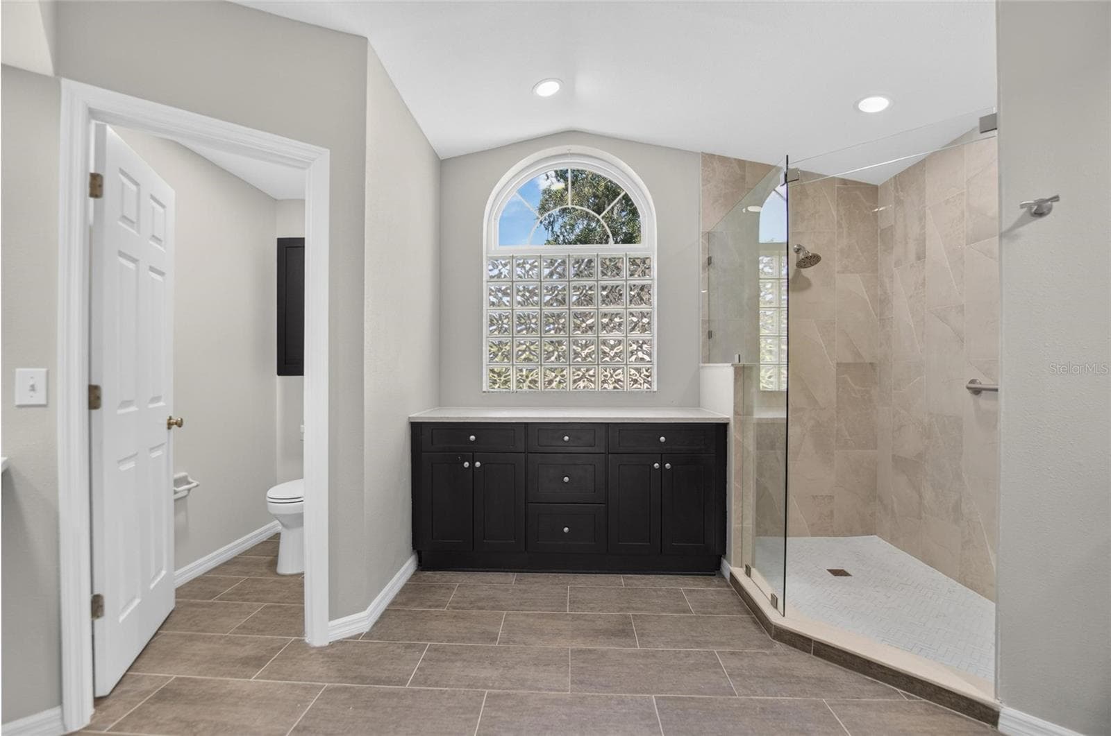 Single Family Residence at 10120 SEDGEBROOK DR, RIVERVIEW, photo 40 of 45