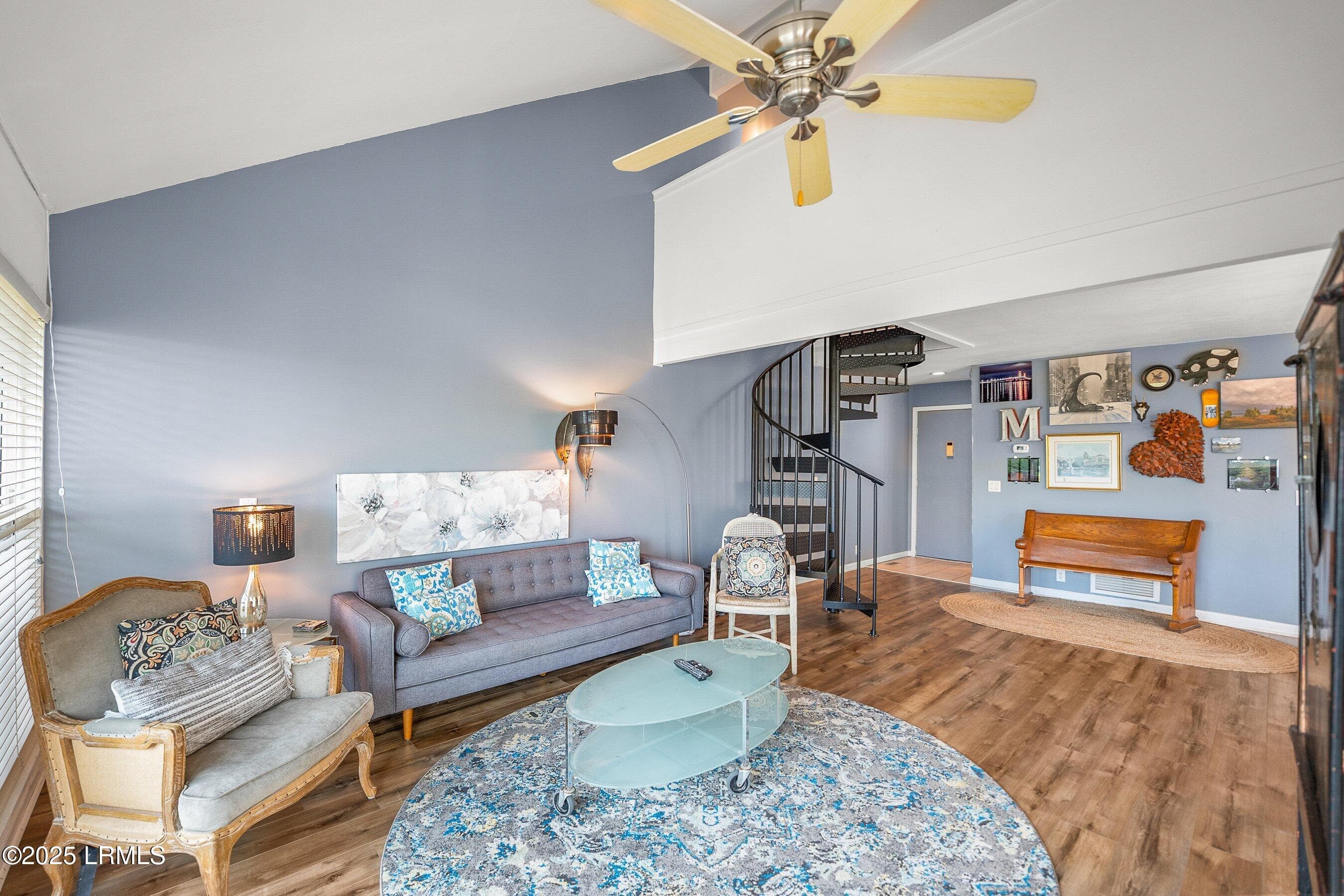 Vaulted ceiling - 229 Tennis Villa Circle 229, Fripp Island, SC 29920, Fripp Island