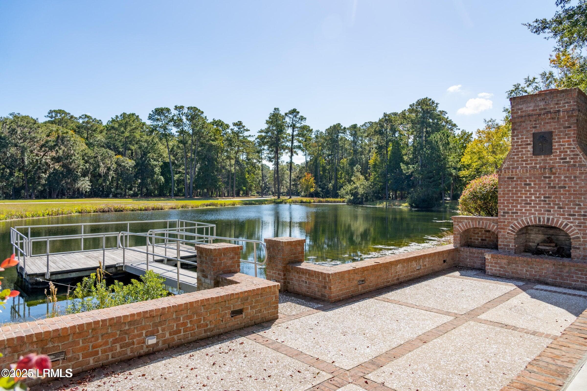 Coosaw Gazebo - 4 Flyway Drive, Beaufort, SC 29907