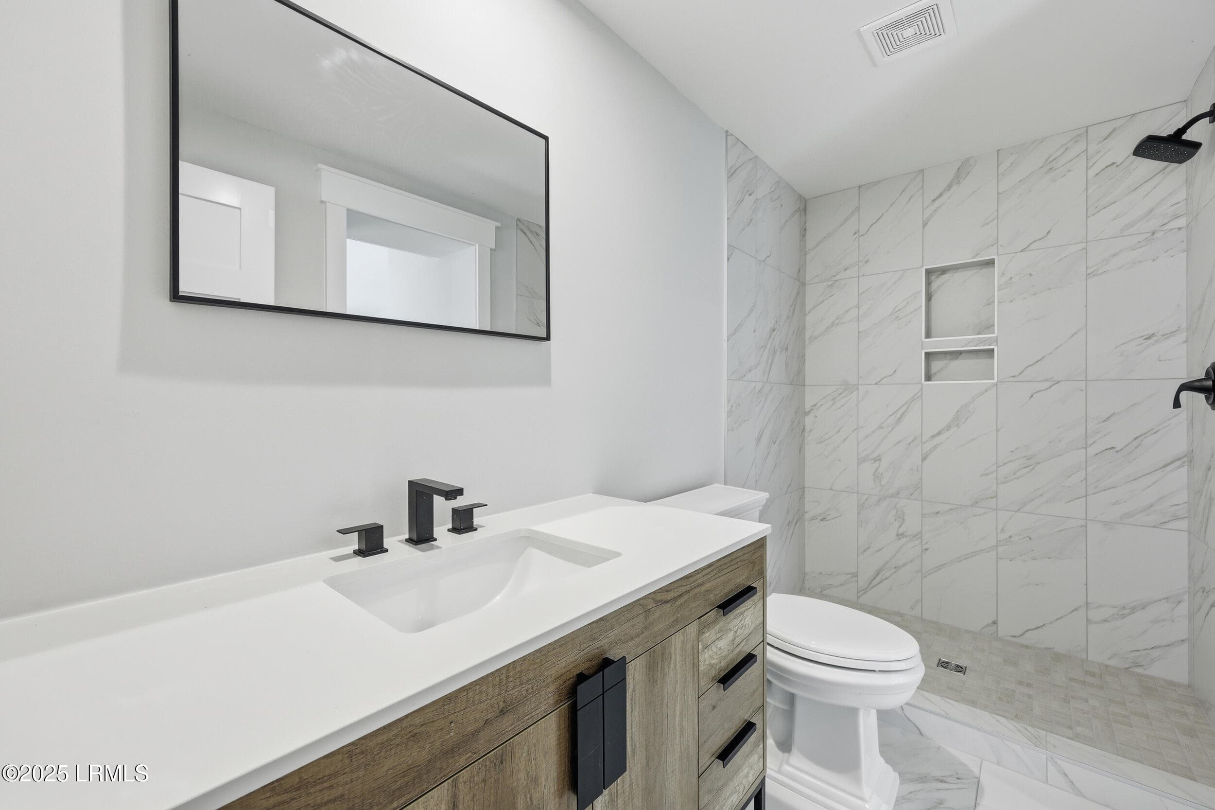 primary bath - 617 N Jasper Street, Ridgeland, SC 29936