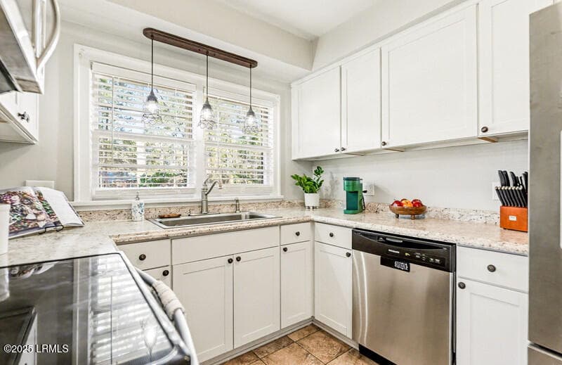 Kitchen 3 - 411 Willard Street, Hampton, SC 29924, Hampton