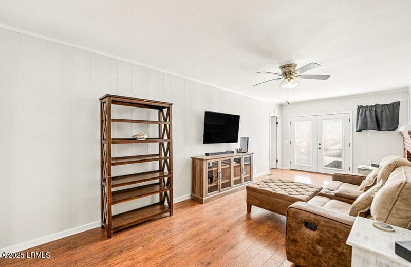 living roo .5a - 411 Willard Street, Hampton, SC 29924, Hampton