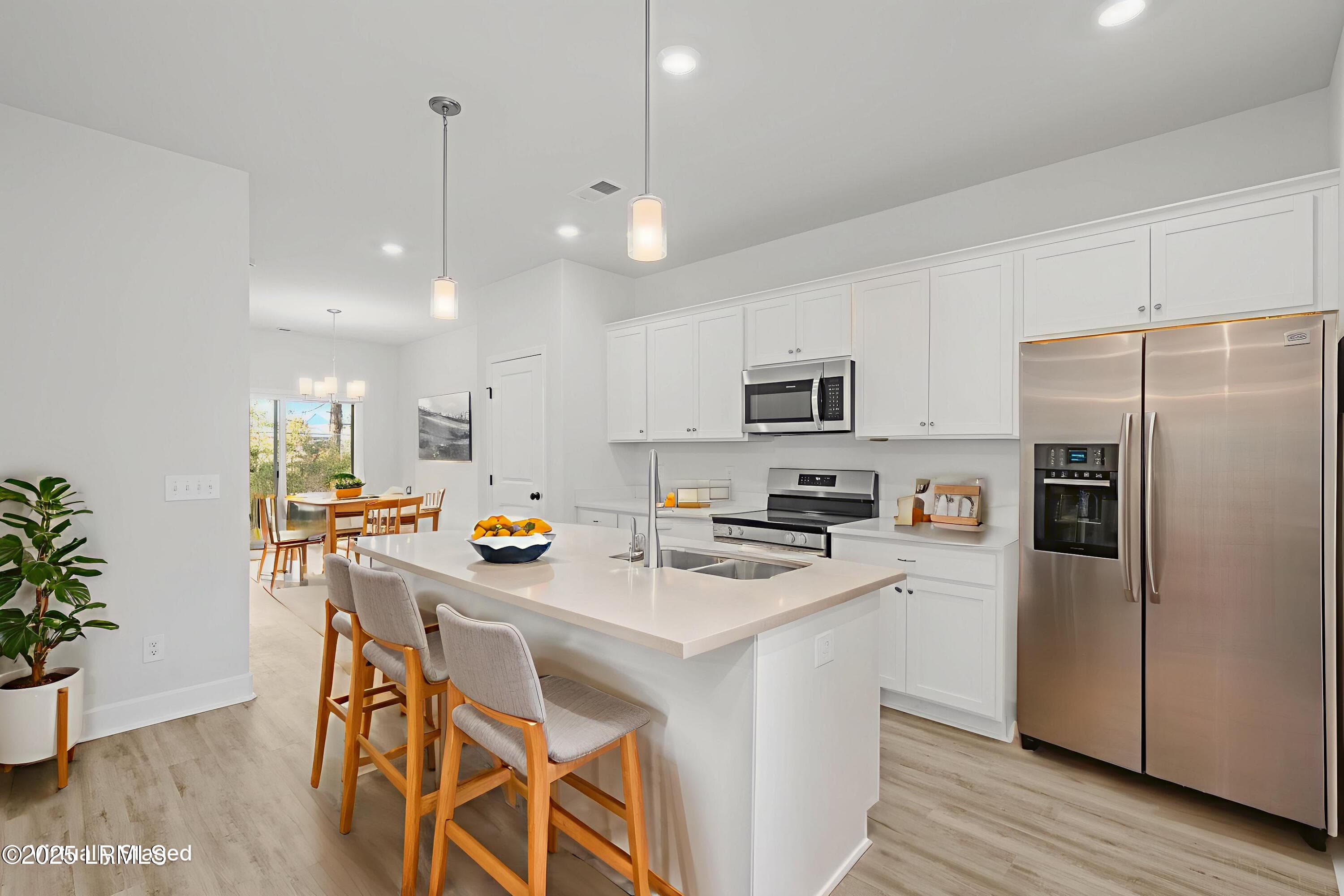 Foxchase-19-6 - Kitchen - Scandinavian - - 123 Silver Street 101, Ridgeland, SC 29936, Ridgeland