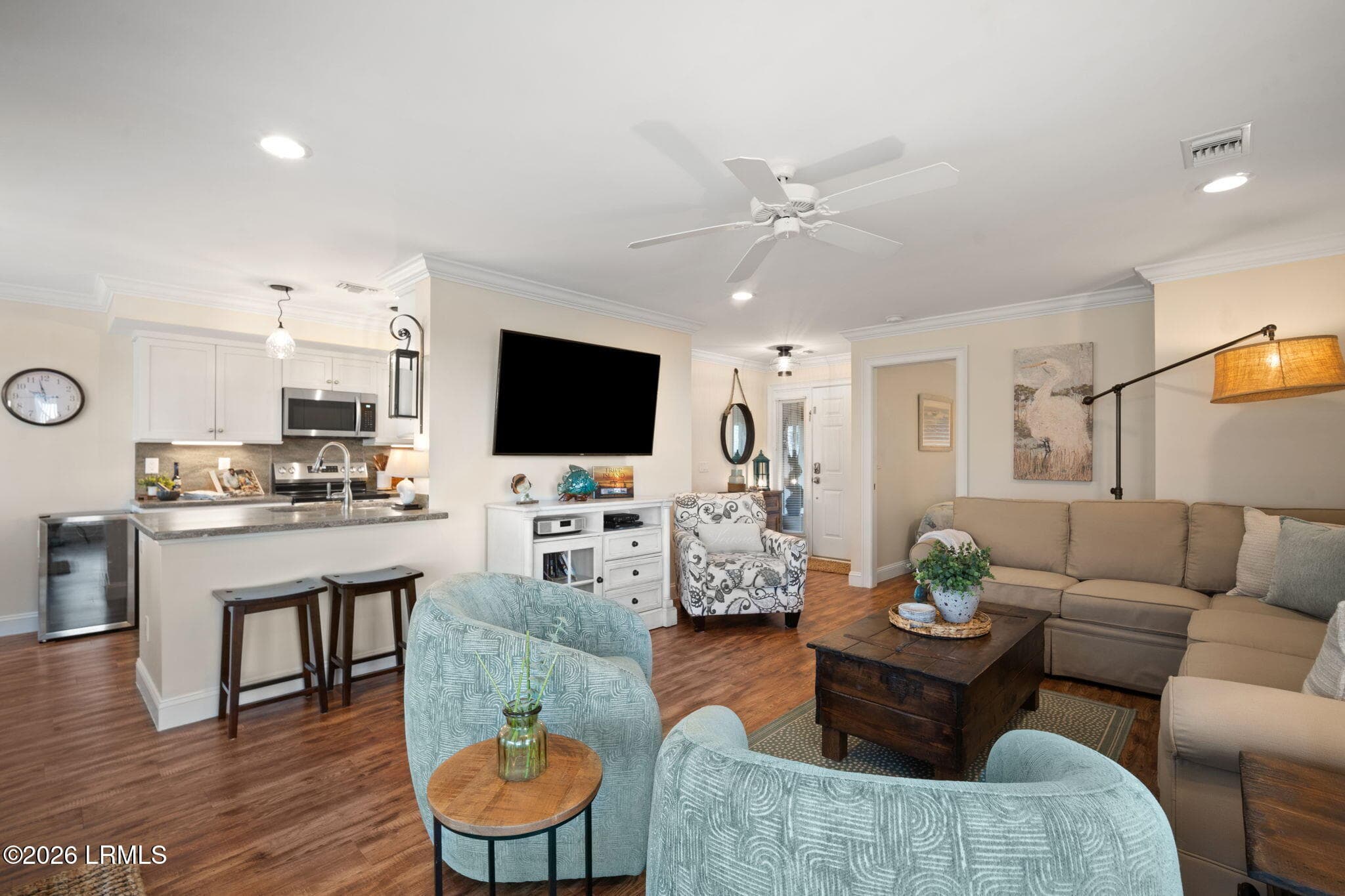 FAMILY ROOM - 129 Captain John Fripp Villa, Fripp Island, SC 29920