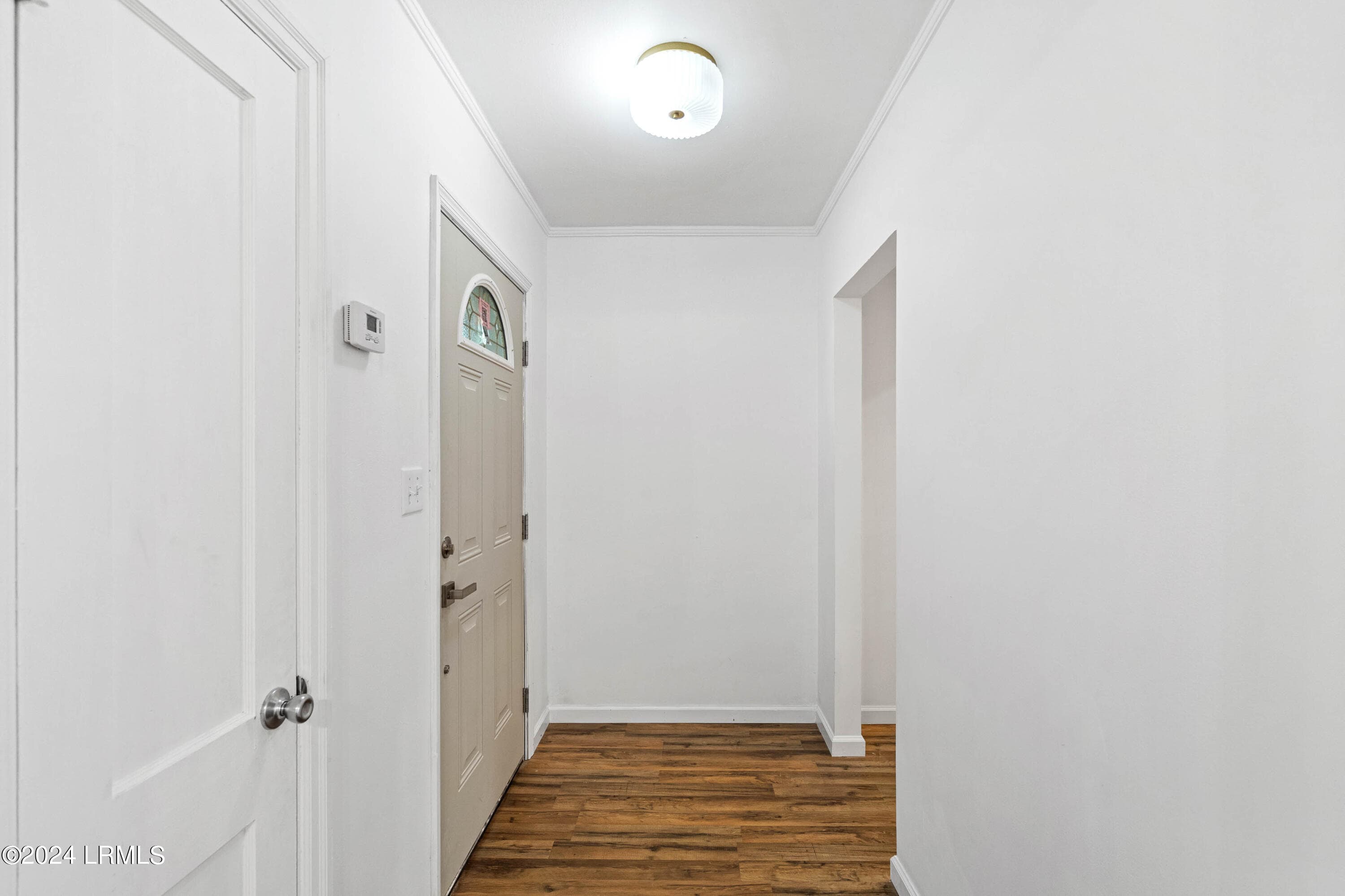 Entrance Foyer - 2002 Roper Street, Beaufort, SC 29902