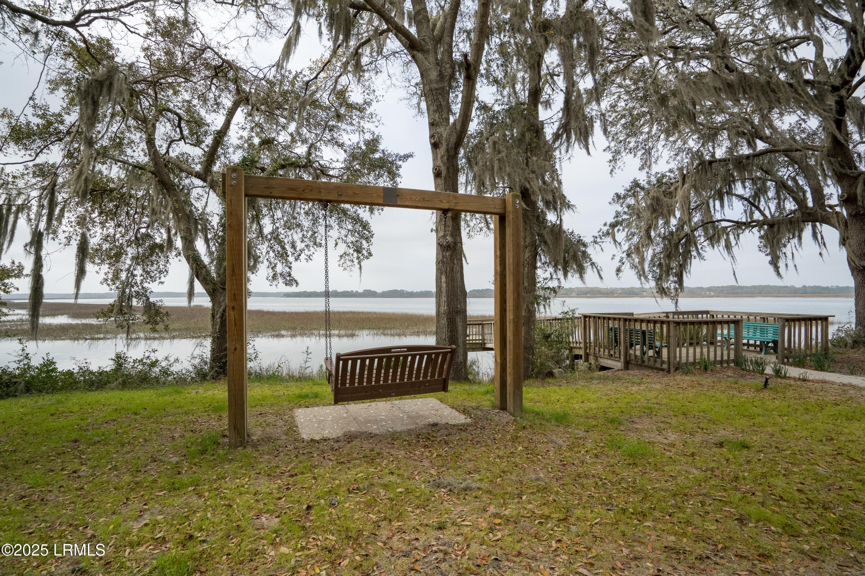 Roger Pinckney Park in Pigeon Point - 2002 Roper Street, Beaufort, SC 29902