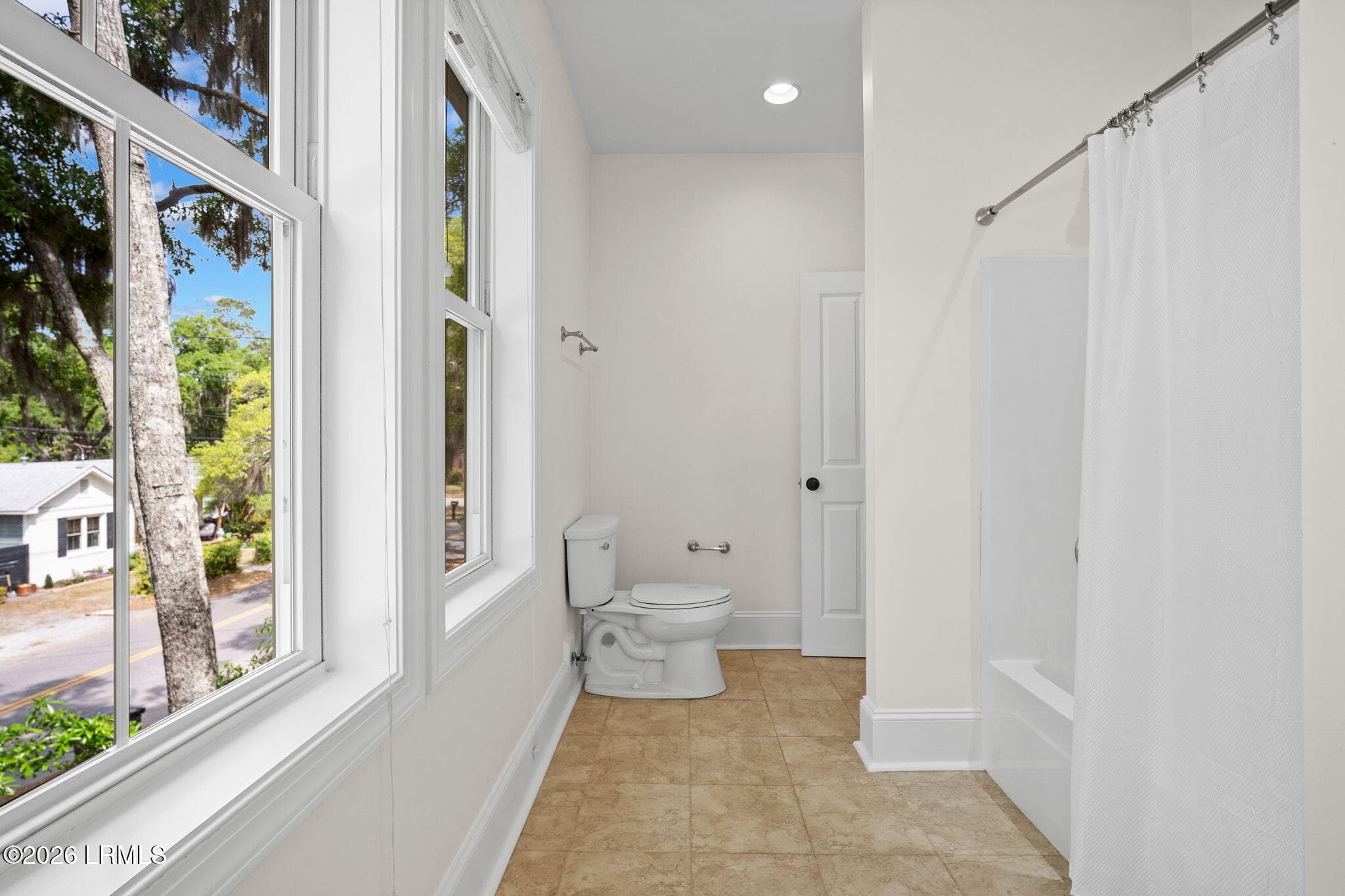 36-web-or-mls-DSC08091 - 1011 Calhoun Street, Beaufort, SC 29902
