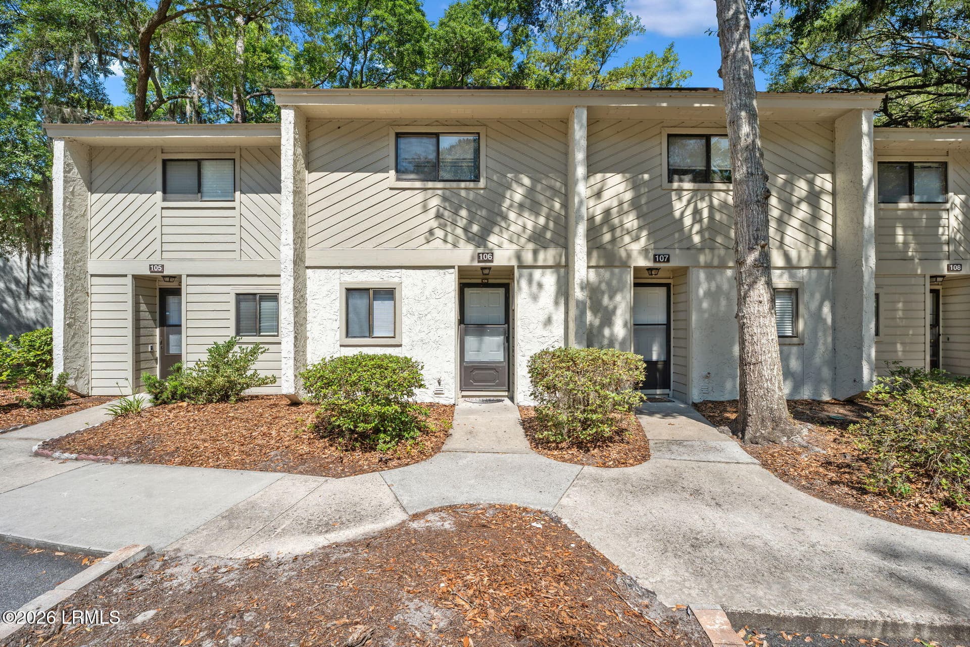96 Mathews Drive 106, Hilton Head Island, SC 29926
