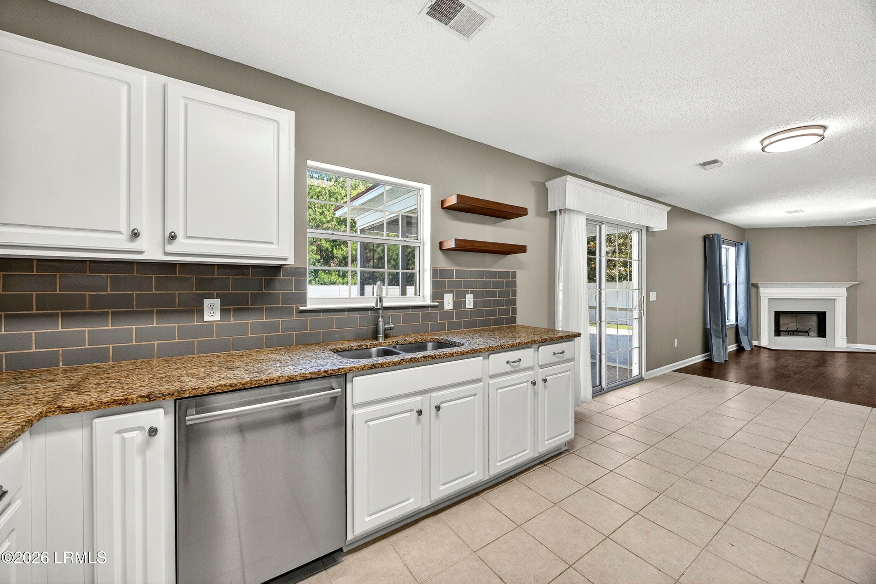 11. 41 Lakeside Dr - 41 Lakeside Drive, Bluffton, SC 29910