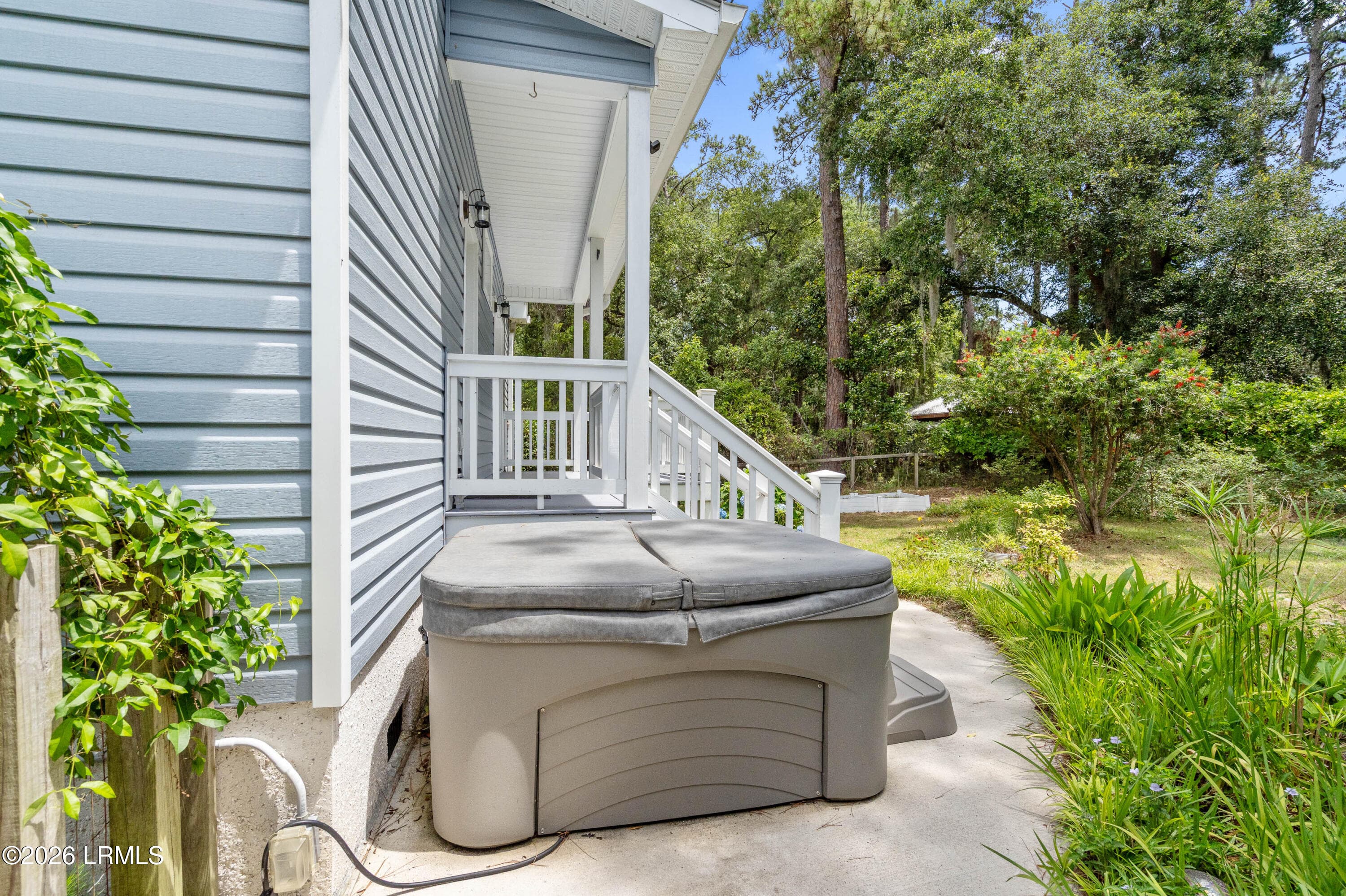 Unwind under the stars - 66 Dulamo Bluff, St. Helena Island, SC 29920