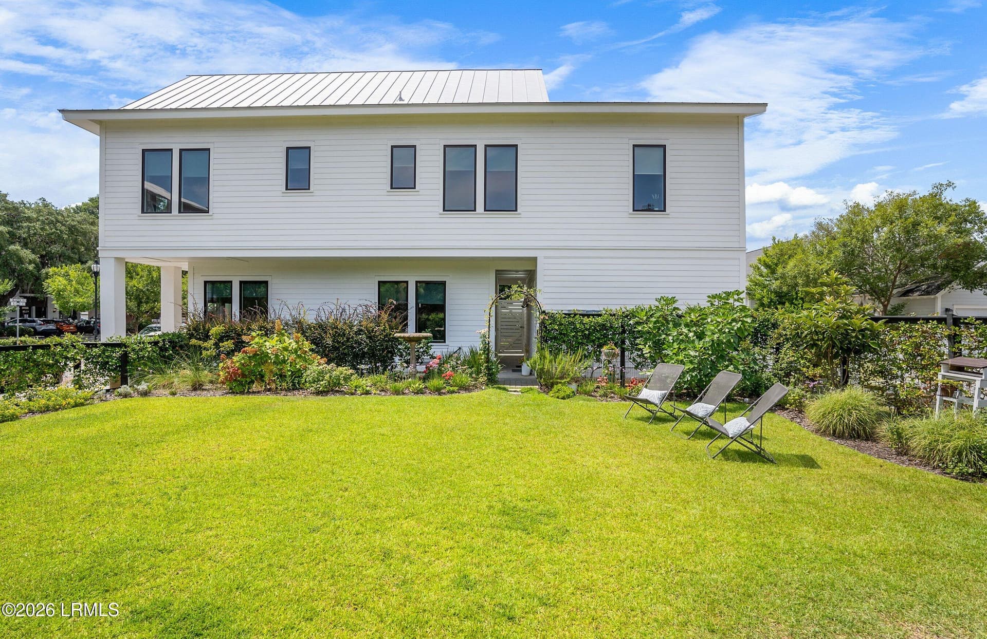DSC05810-288-1.jpg-SMALL - 708 Bladen Street, Beaufort, SC 29902