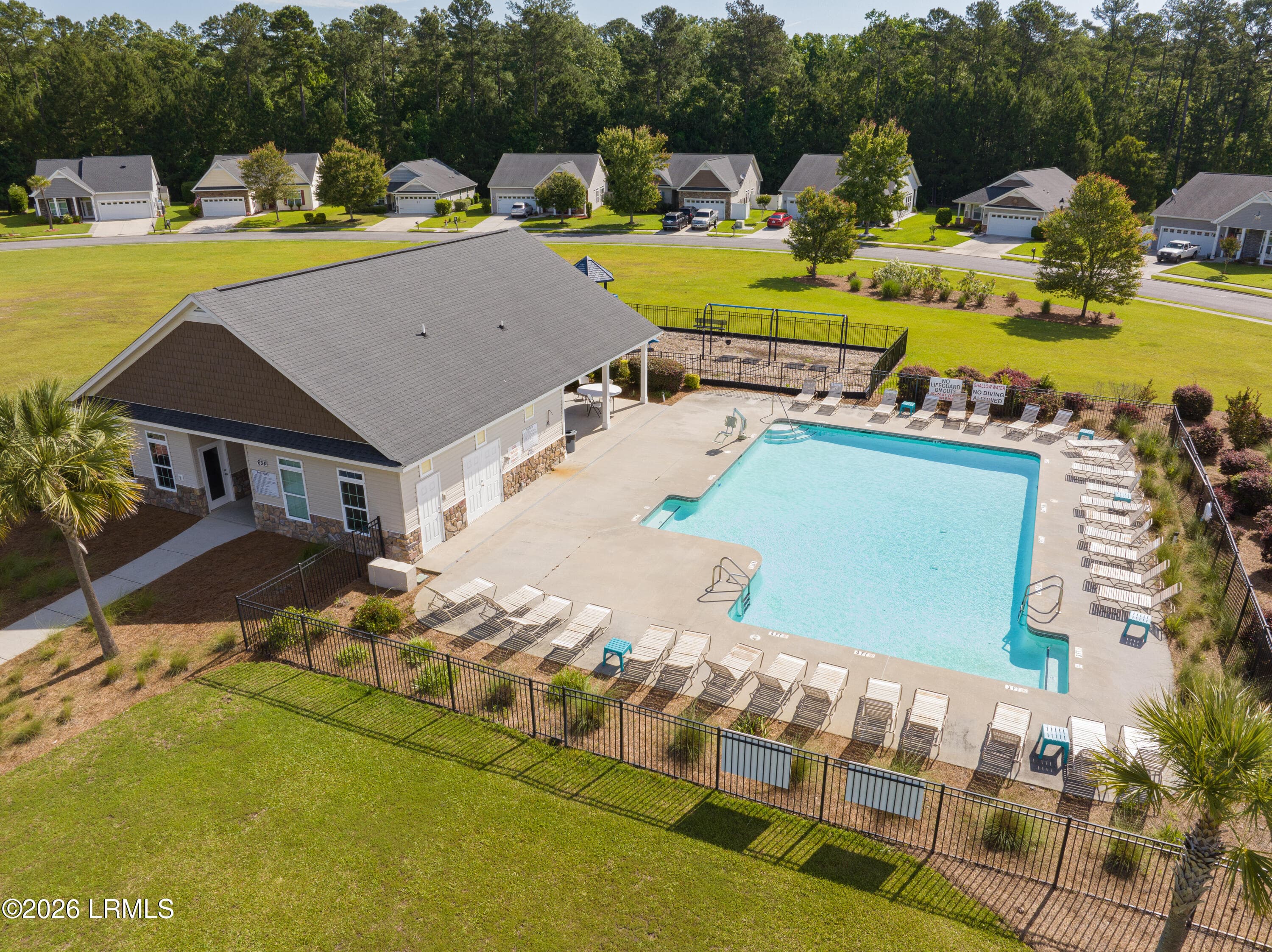 Hearthstone Lake Pool-4 - 271 Hearthstone Drive, Hardeeville, SC 29936