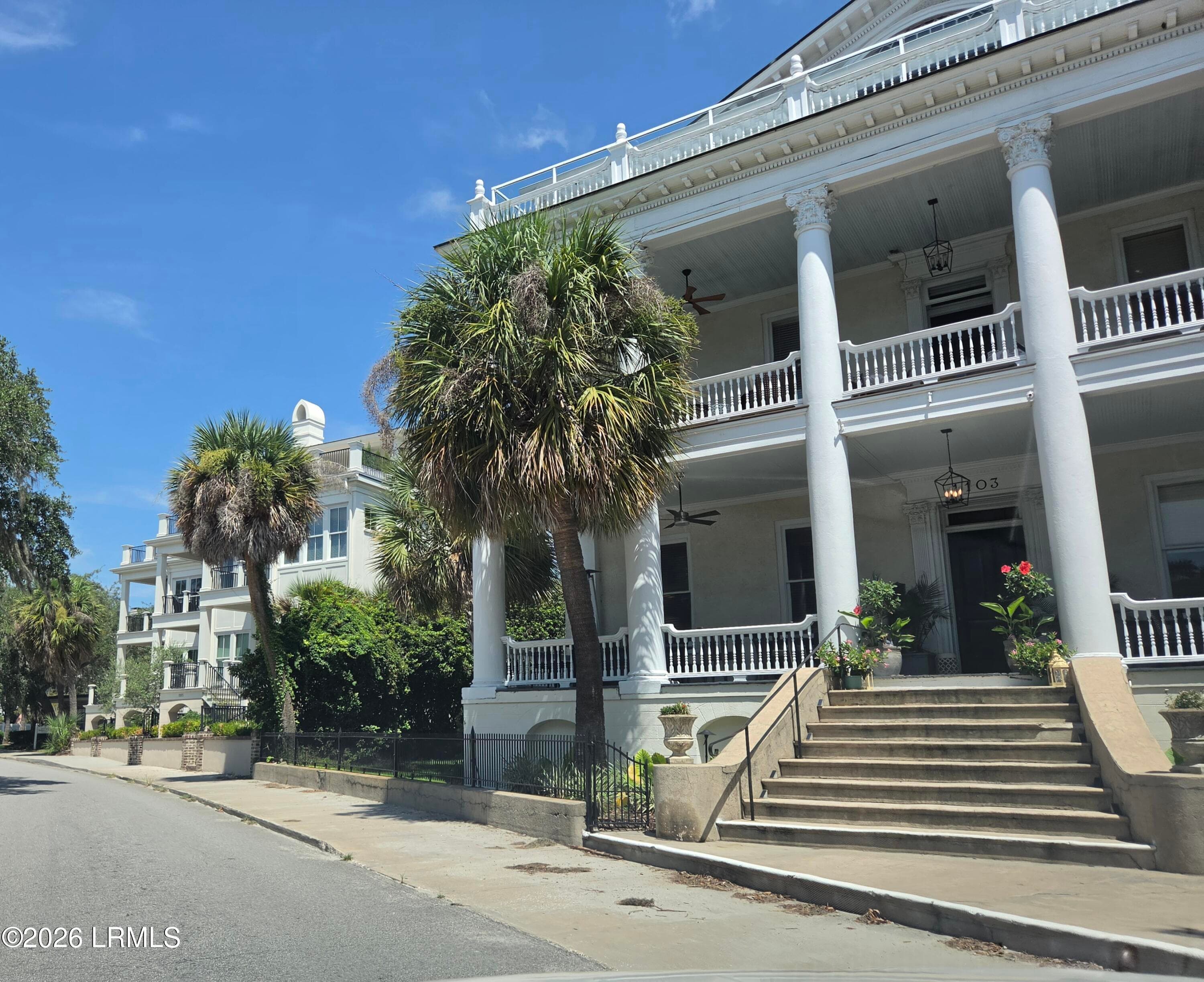Historic Mansions - 82 Sunset Boulevard, Beaufort, SC 29907