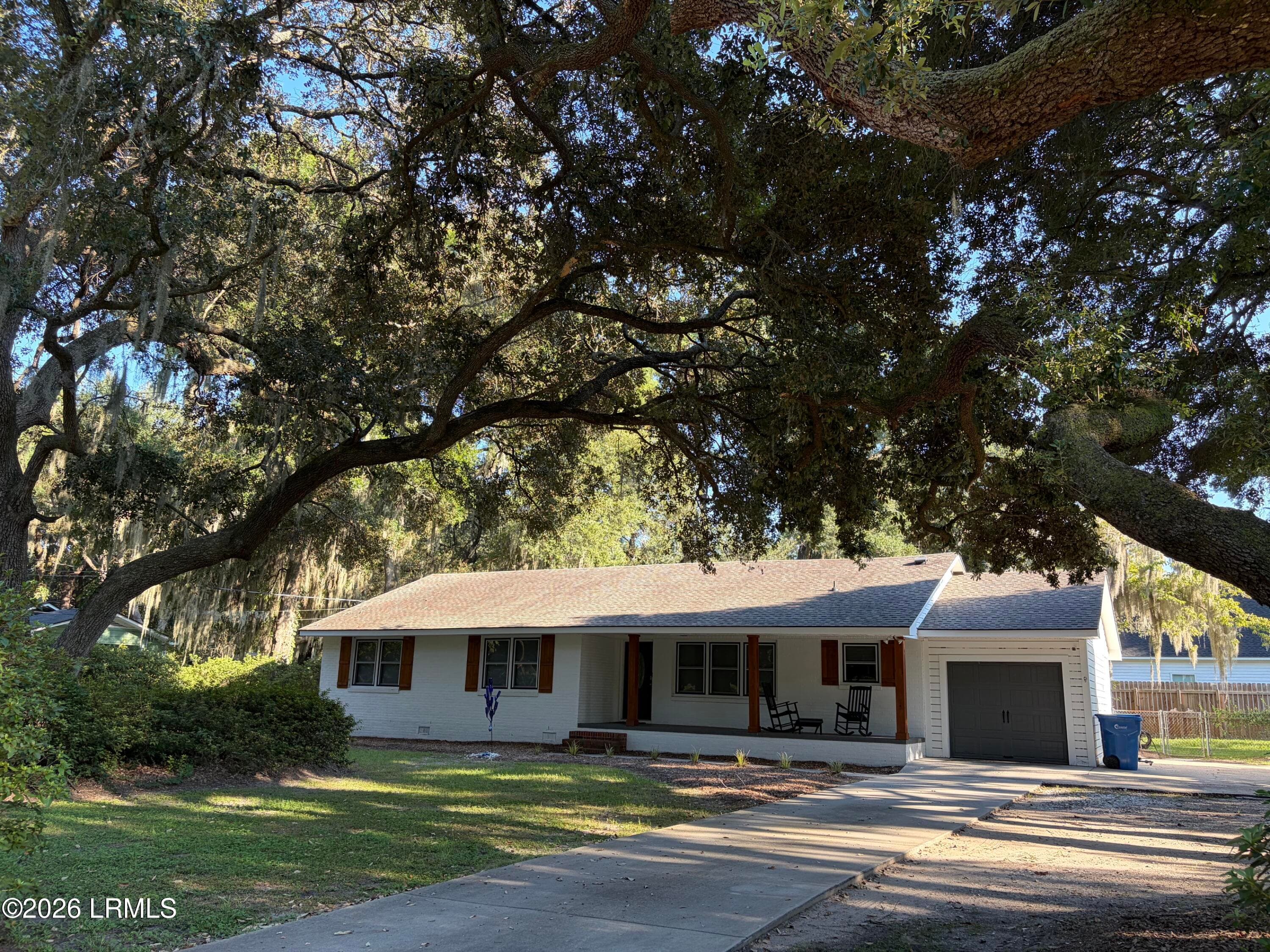 8 Miller Drive W, Beaufort, SC 29907