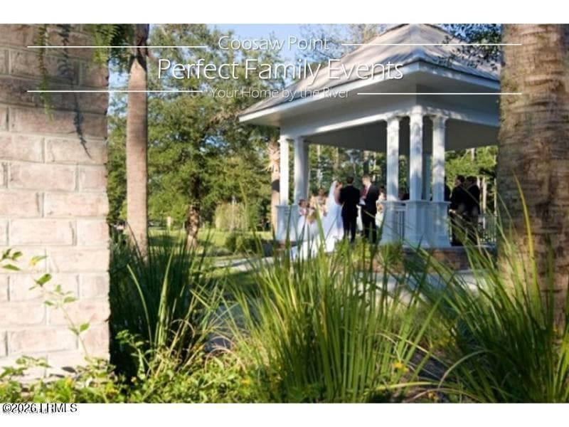 20170211183219760324000000-o - 11 Park Square S, Beaufort, SC 29907