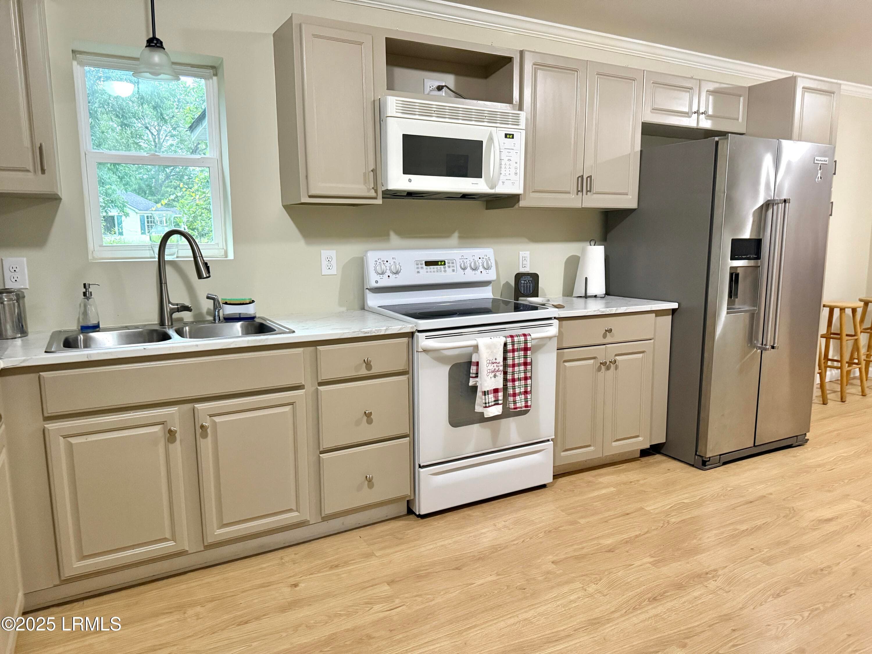 IMG_7611 - 801 Elm Street E, Hampton, SC 29924, Hampton