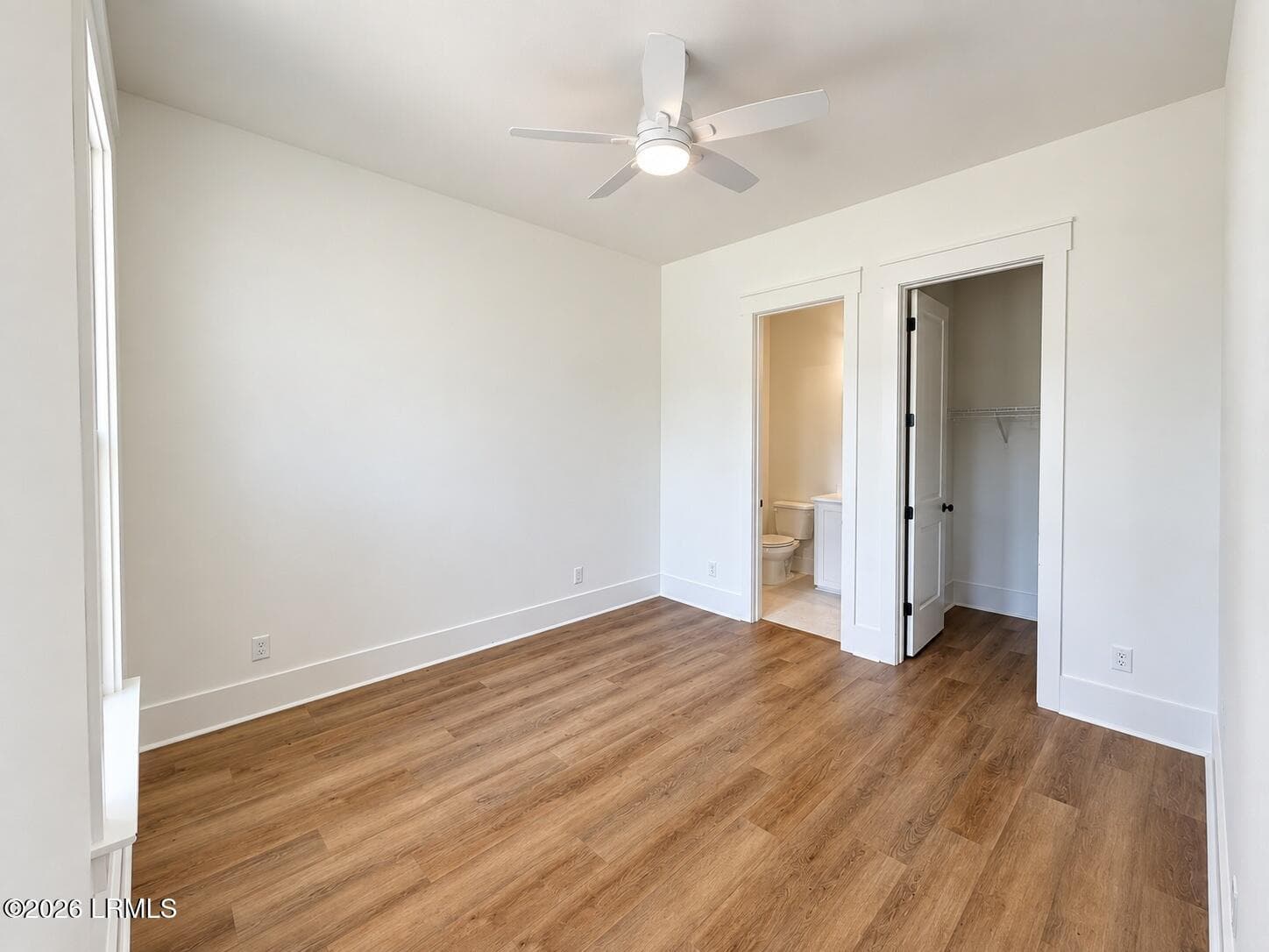01_modern_empty_bedroom_with_ensuite_and - 2493 Knowles Island Road, Ridgeland, SC 29936, Ridgeland