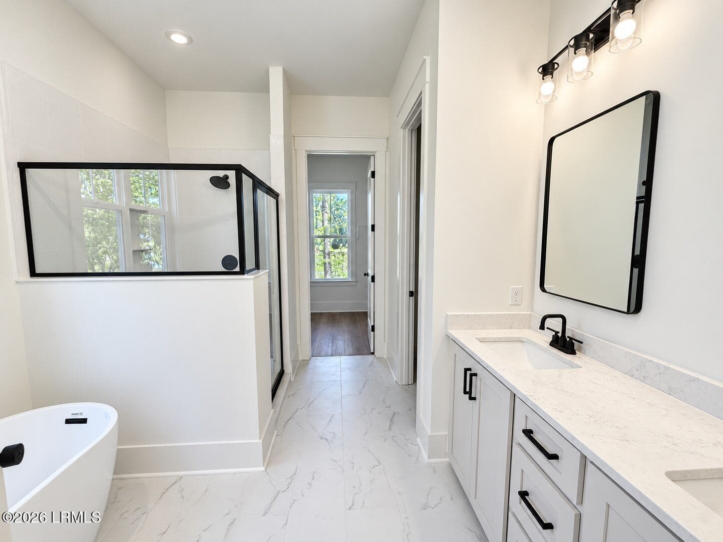 20_modern_minimalist_bathroom_with_black - 2493 Knowles Island Road, Ridgeland, SC 29936, Ridgeland