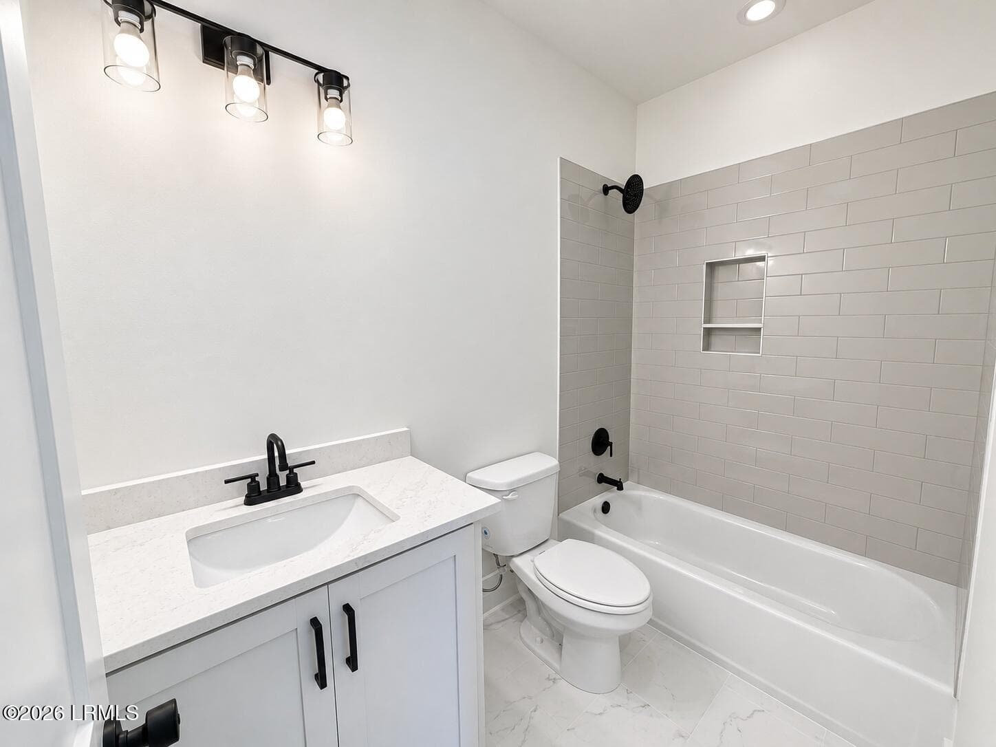 36_modern_minimalist_bathroom_interior - 2493 Knowles Island Road, Ridgeland, SC 29936, Ridgeland