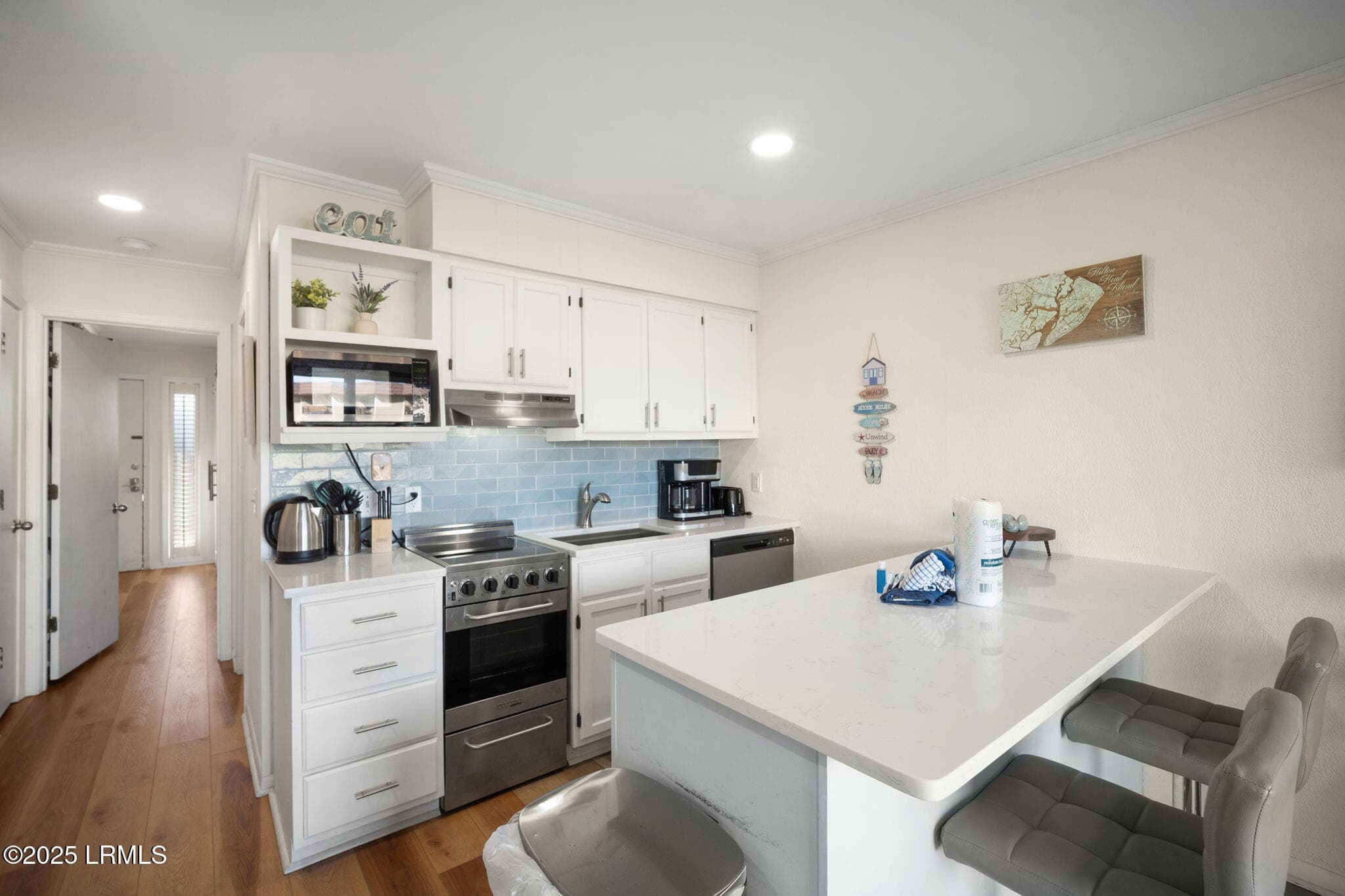 11-web-or-mls-DSC08231 - 40 Folly Field Road 205b, Hilton Head Island, SC 29928, Hilton Head Island