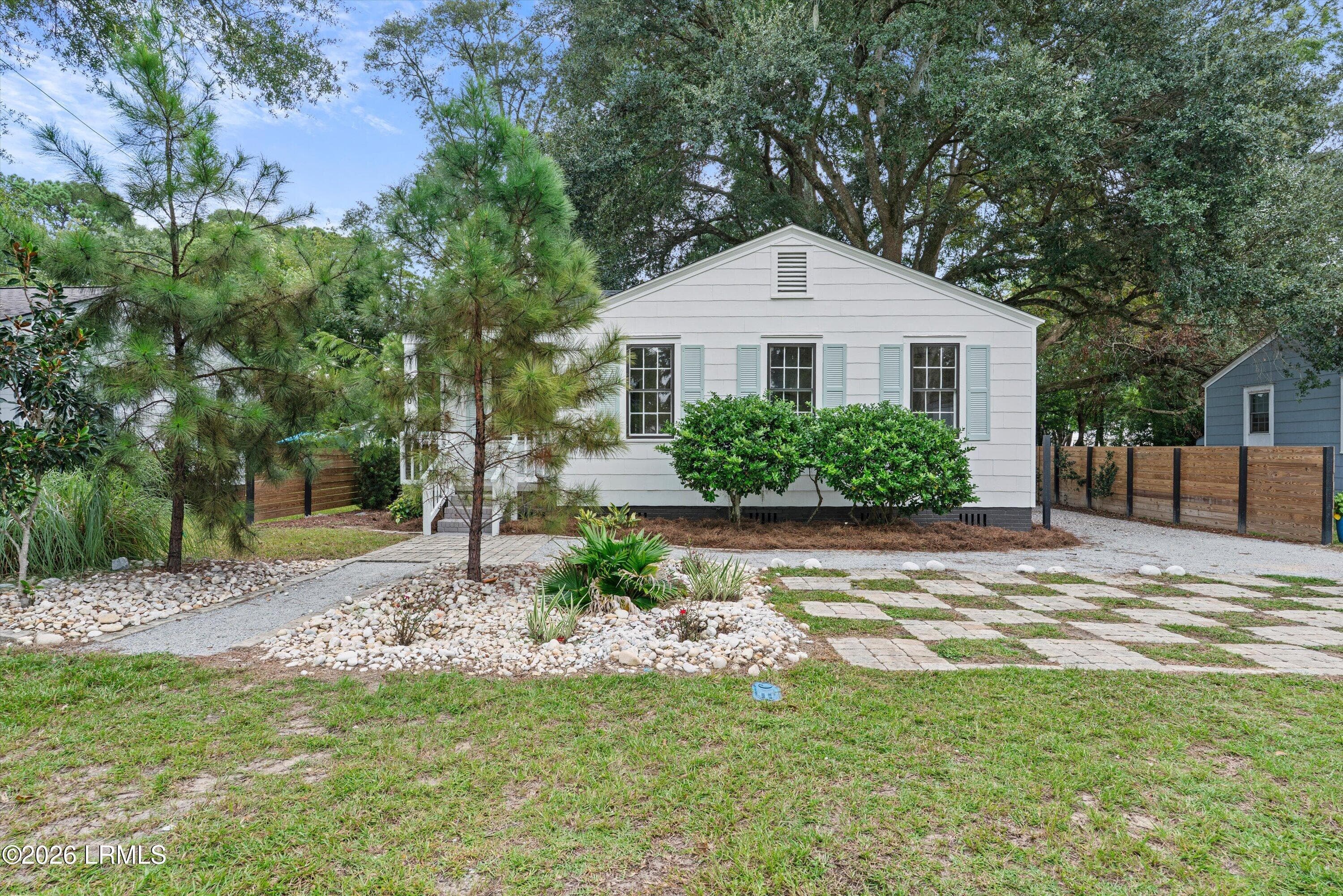 2700 North Street, Beaufort, SC 29902
