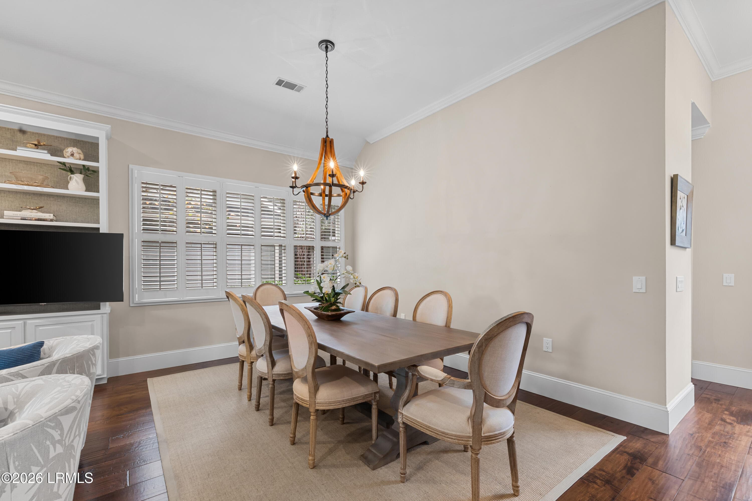 Dining - 217 Locust Fence Road, St. Helena Island, SC 29920, St. Helena Island