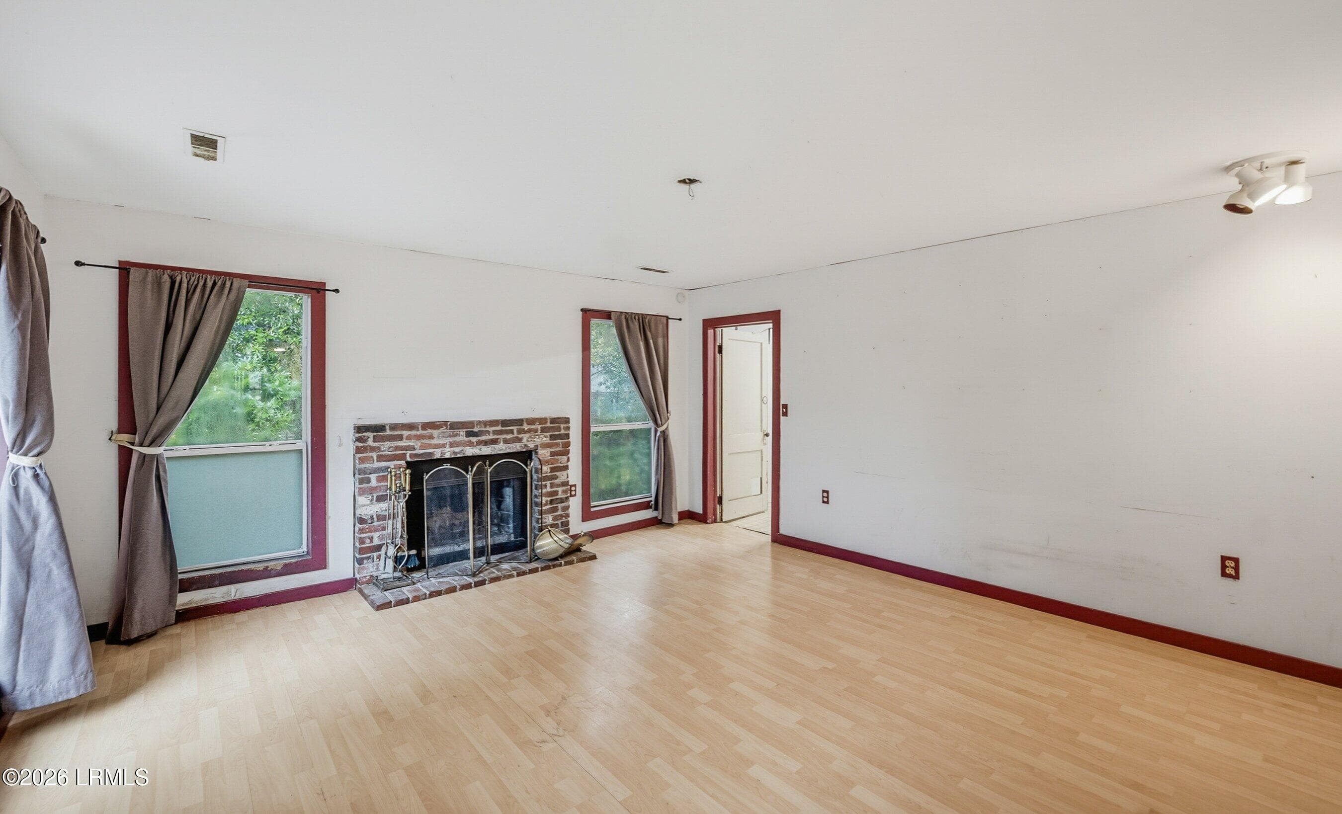 DSC07416-41-1.jpg-SMALL - 138 2nd Avenue, Ridgeland, SC 29936