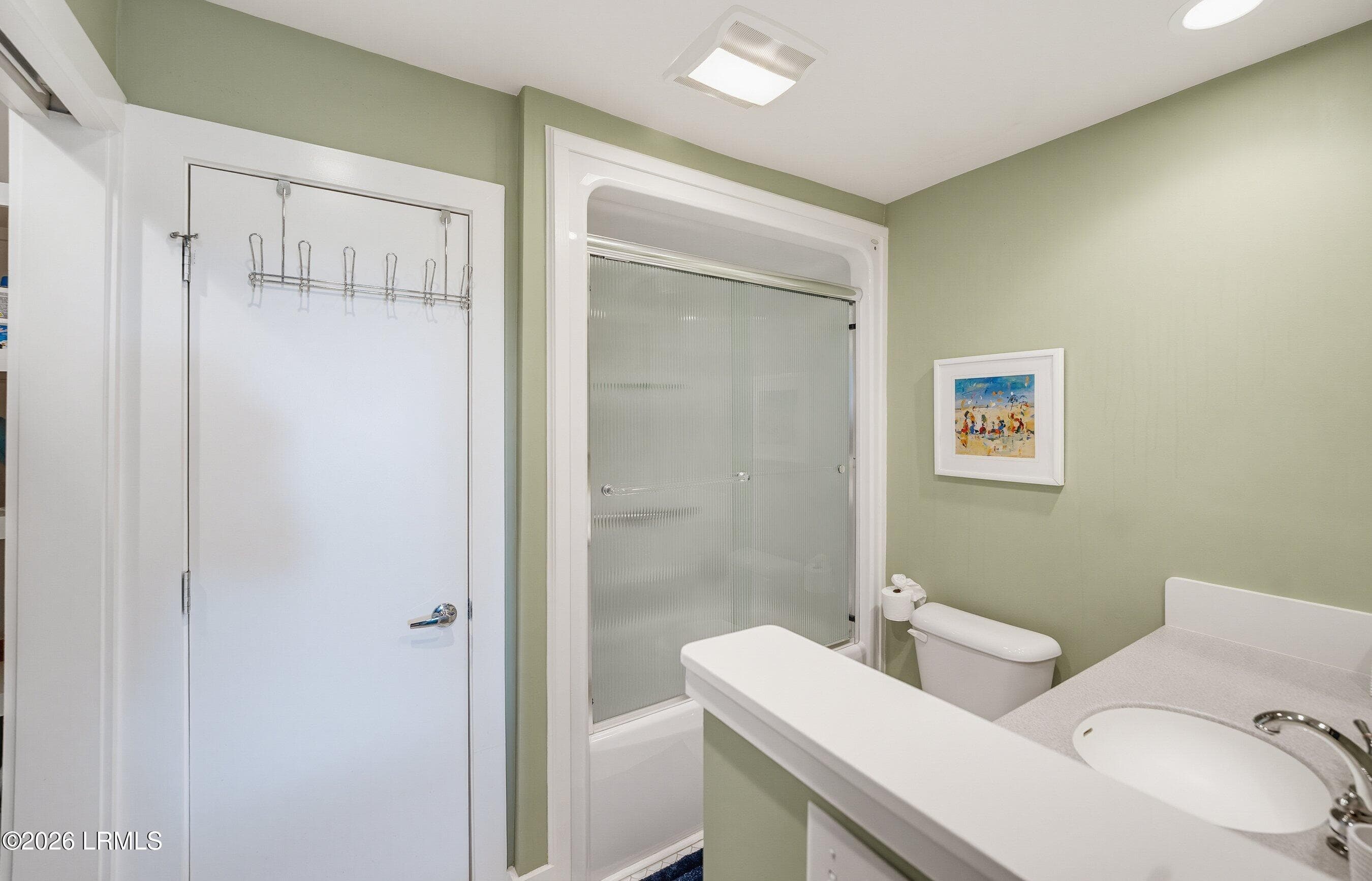 Ensuite bath - 119 Captain John Fripp Villa, Fripp Island, SC 29920, Fripp Island