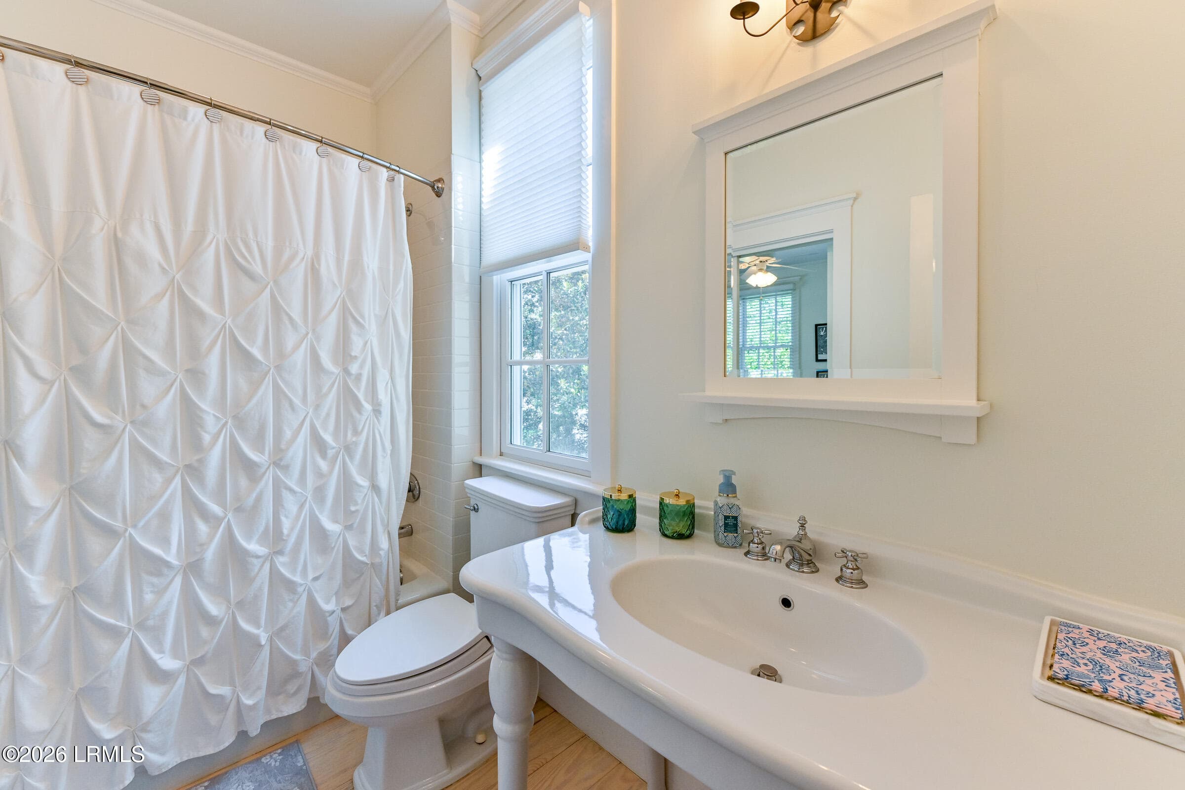 Guest Bath - 75 N Eastover, Beaufort, SC 29906, Beaufort