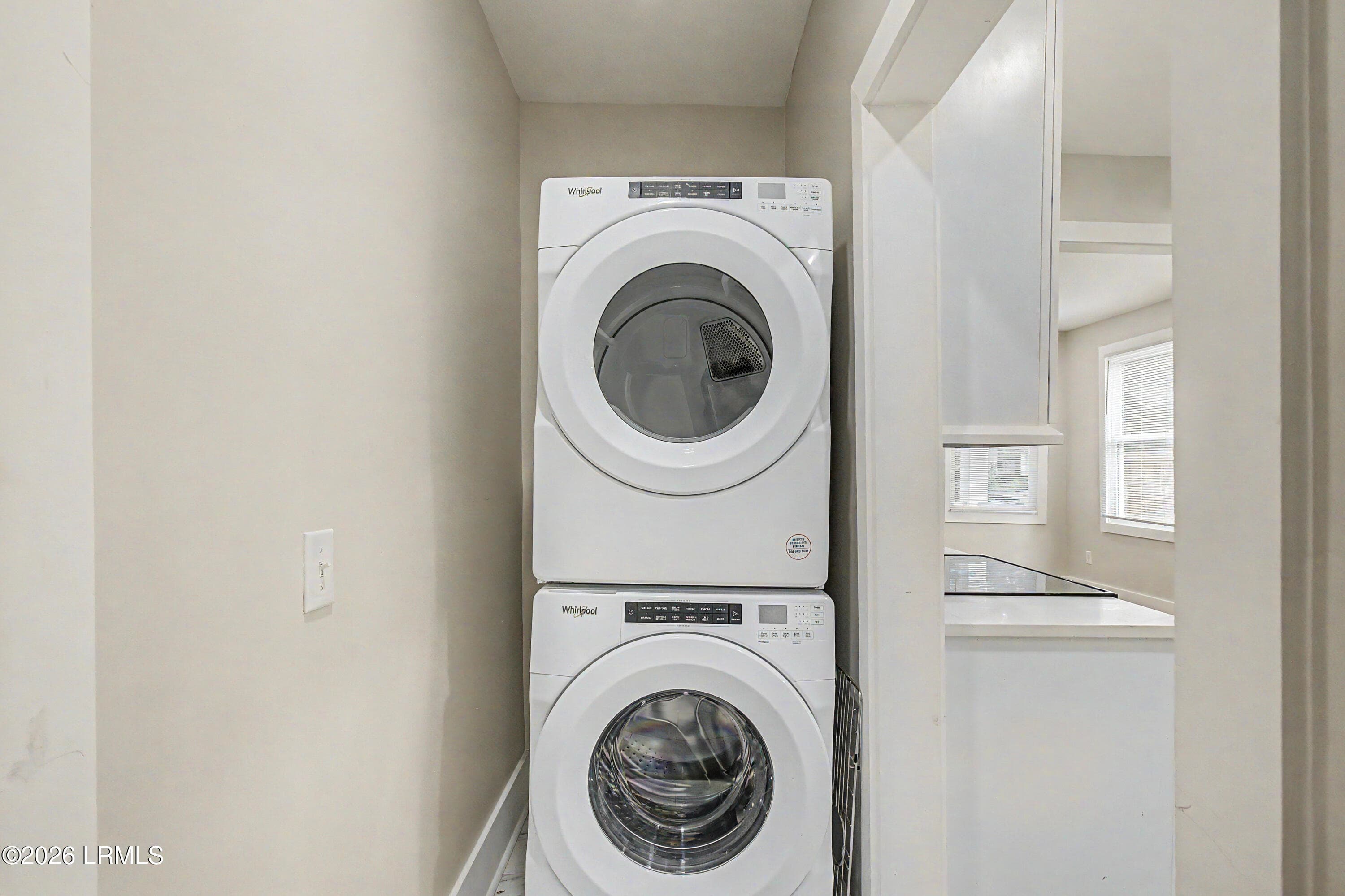 10-8O4A1252_print - 221 W Duffy Street, Savannah, GA 31401