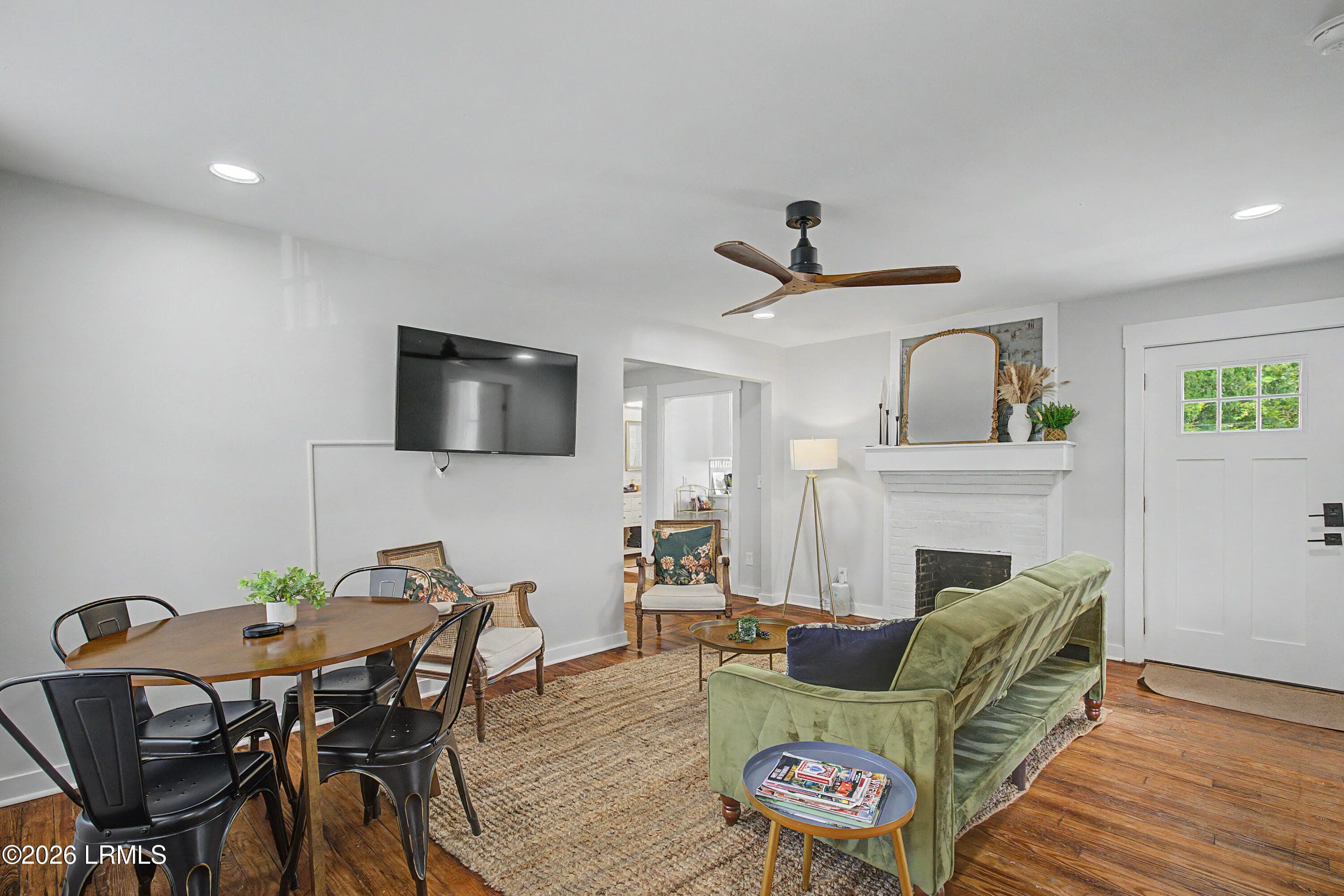 22-8O4A1313_print - 221 W Duffy Street, Savannah, GA 31401