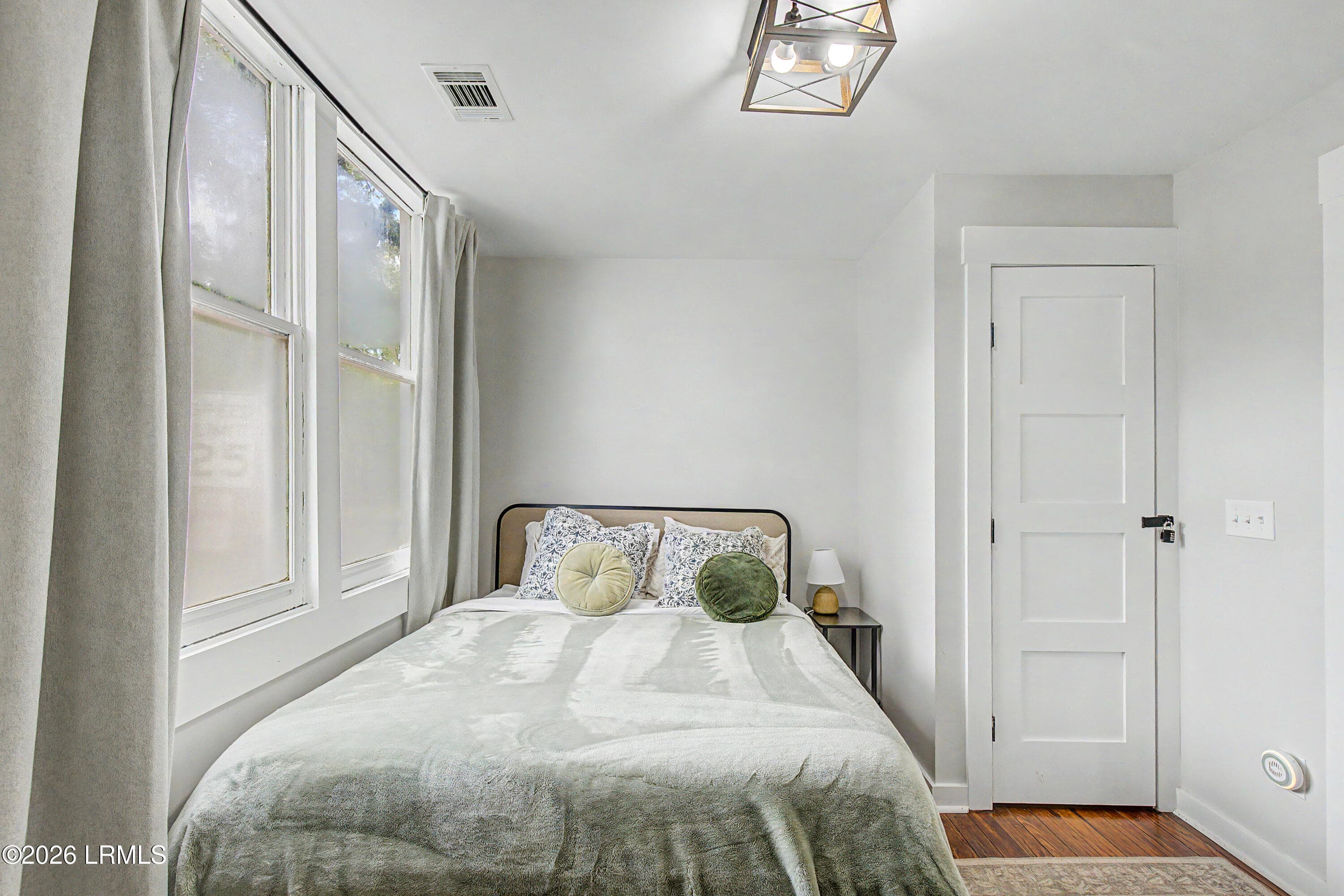33-8O4A1370_print - 221 W Duffy Street, Savannah, GA 31401