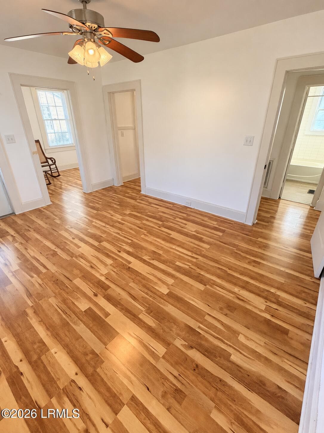 Bright Neutral Hardwood Room Interior - 2708 North Street, Beaufort, SC 29902