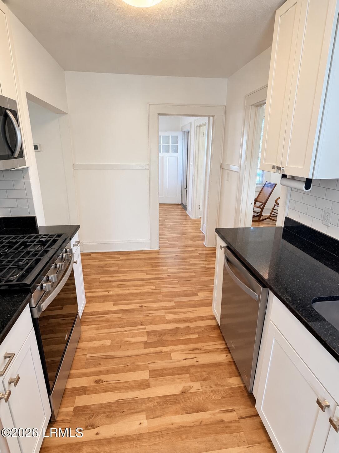 Kitchen 3 - 2708 North Street, Beaufort, SC 29902