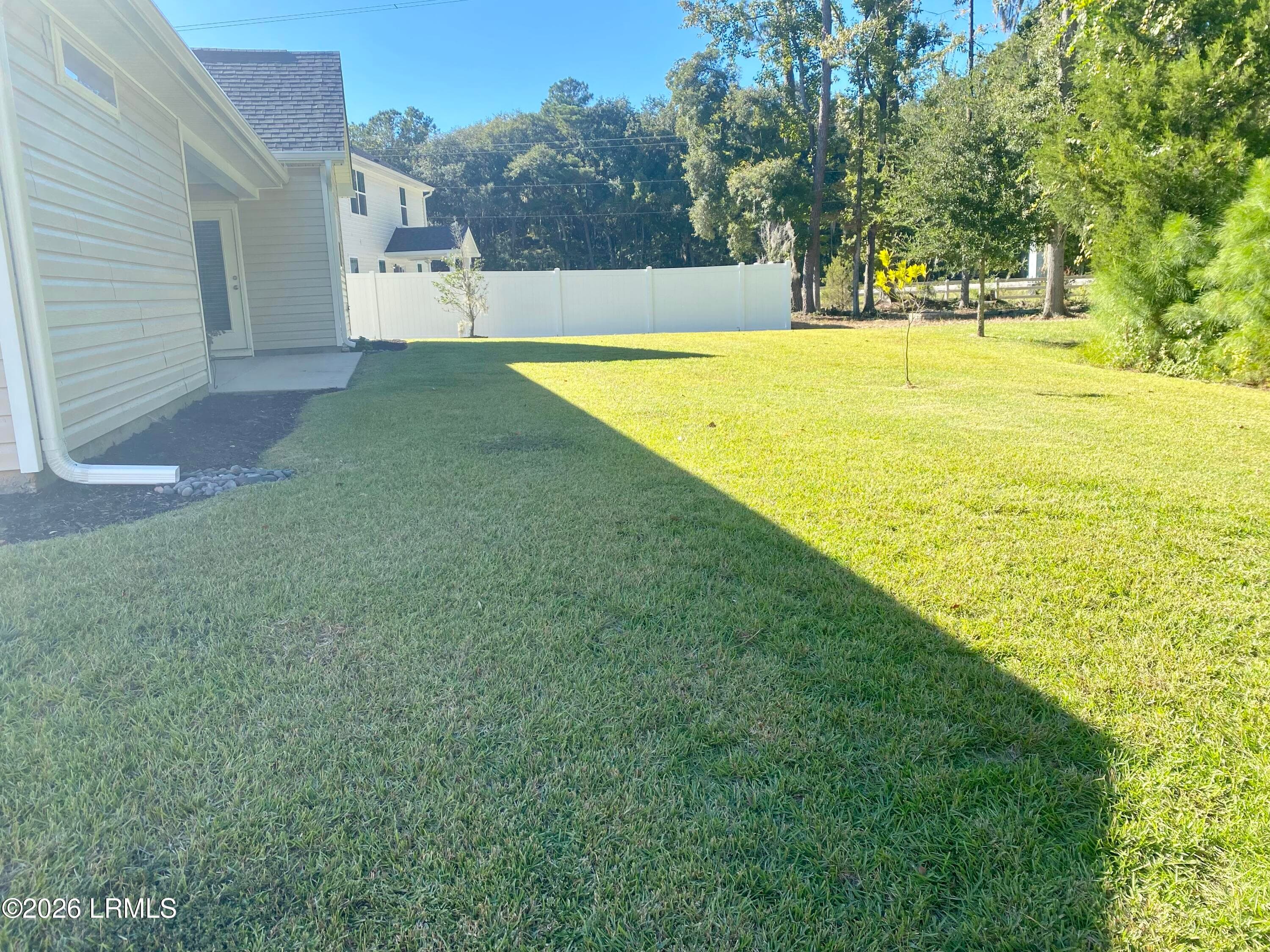 yard - 105 Teal Bluff Boulevard, Seabrook, SC 29940