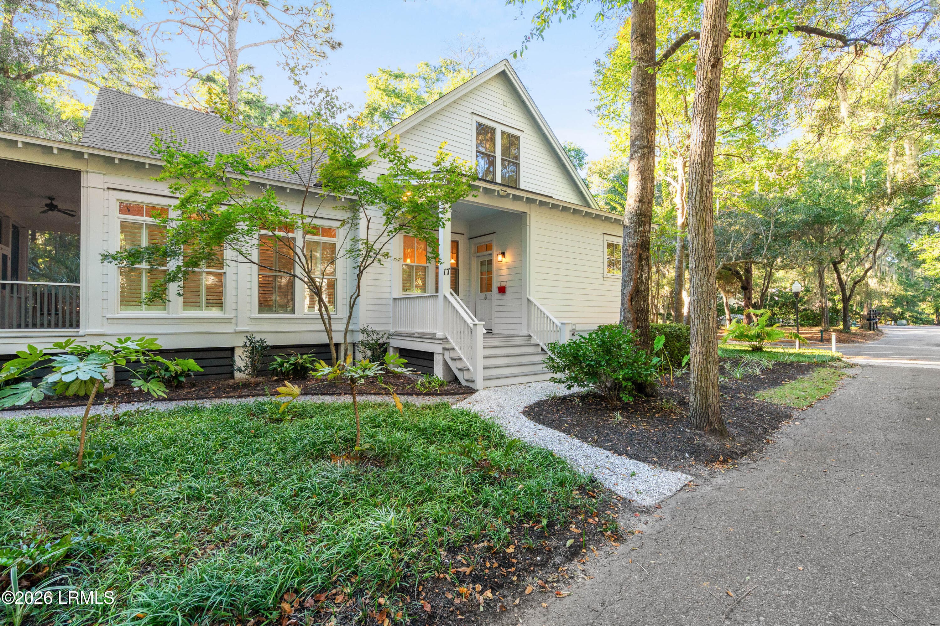 17 Newpoint-8 - 17 Newpoint Road, Beaufort, SC 29907