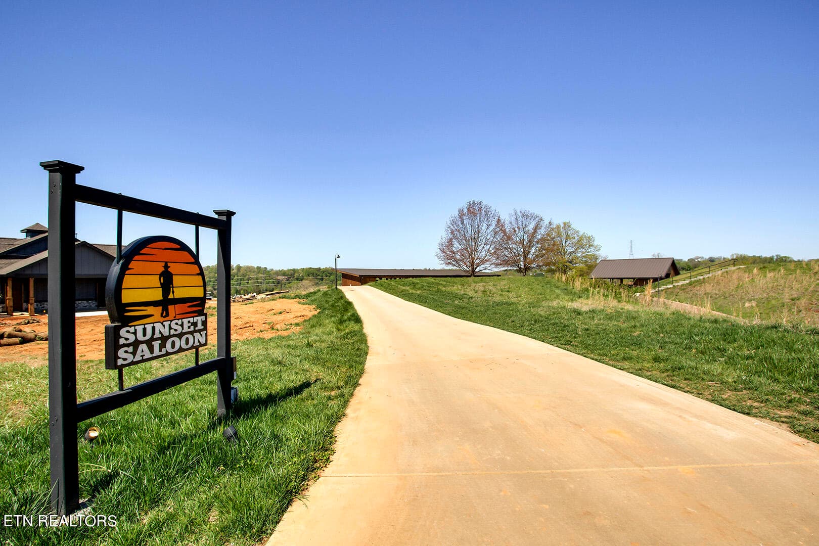 28_TN-Nat_SunsetSaloonSign - 173 Keho Court, Loudon, TN 37774