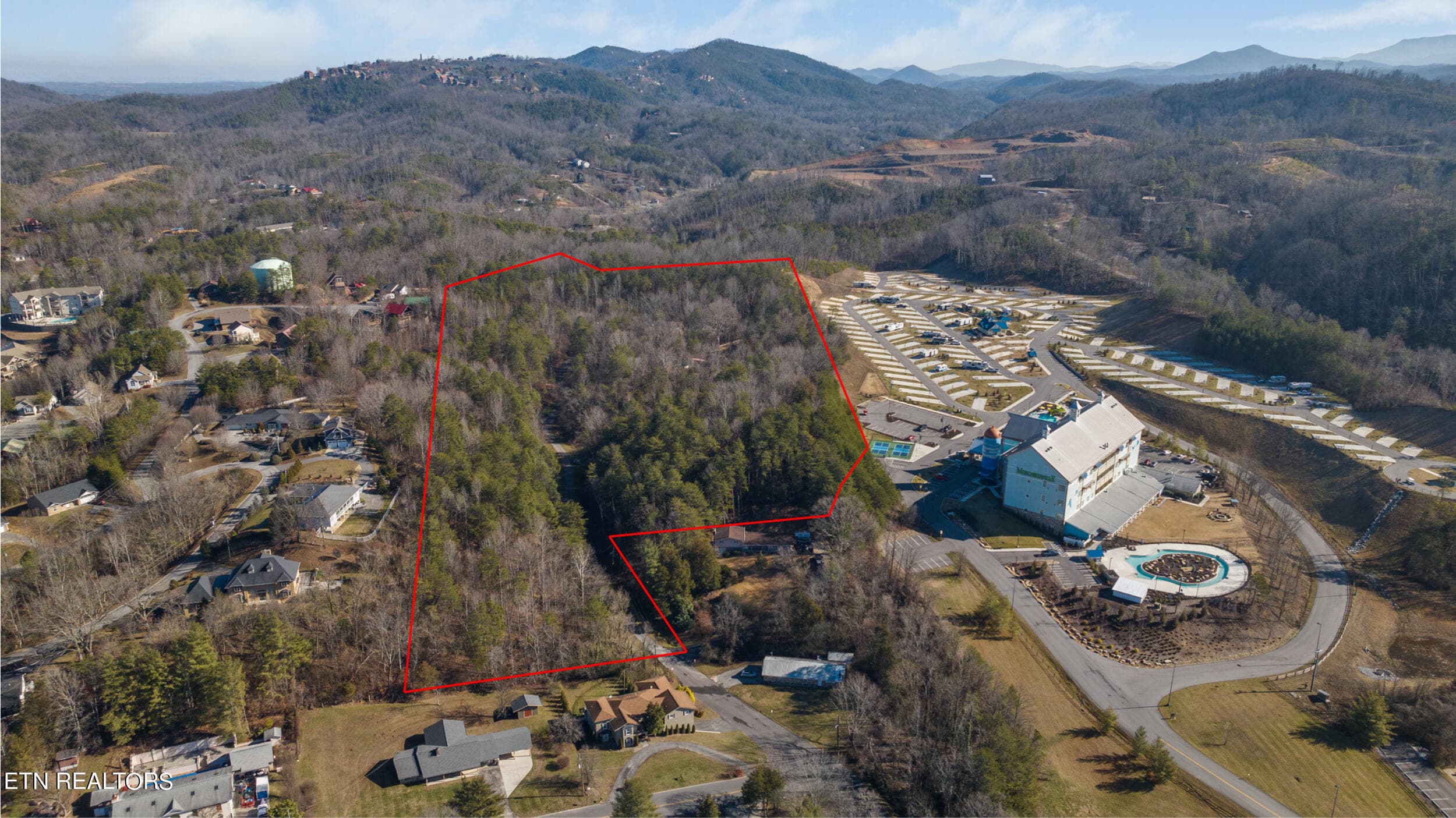 propertylines_1 - 820 Old Gate Rd, Pigeon Forge, TN 37863